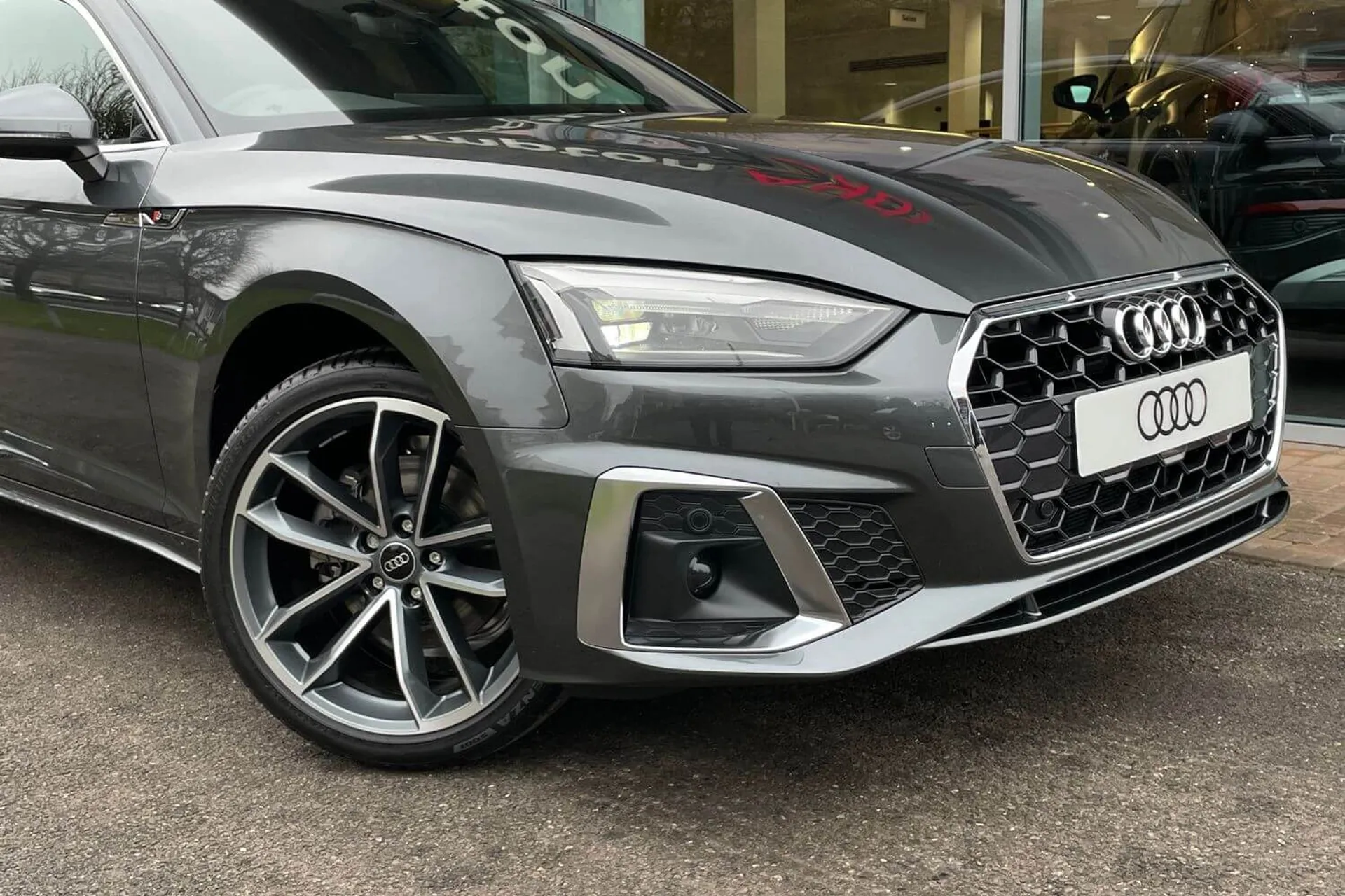 Audi A5 thumbnail image number 6