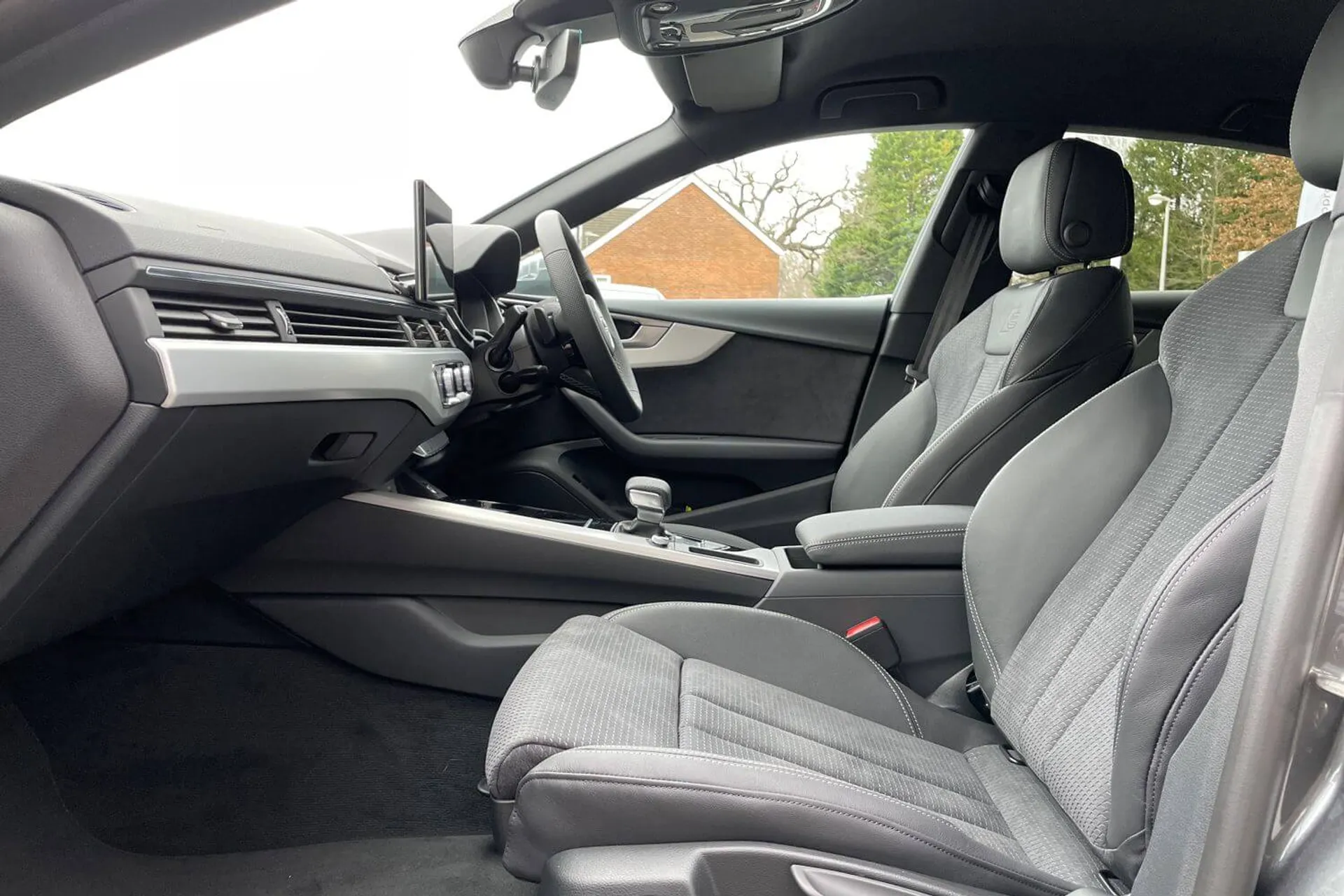 Audi A5 thumbnail image number 27
