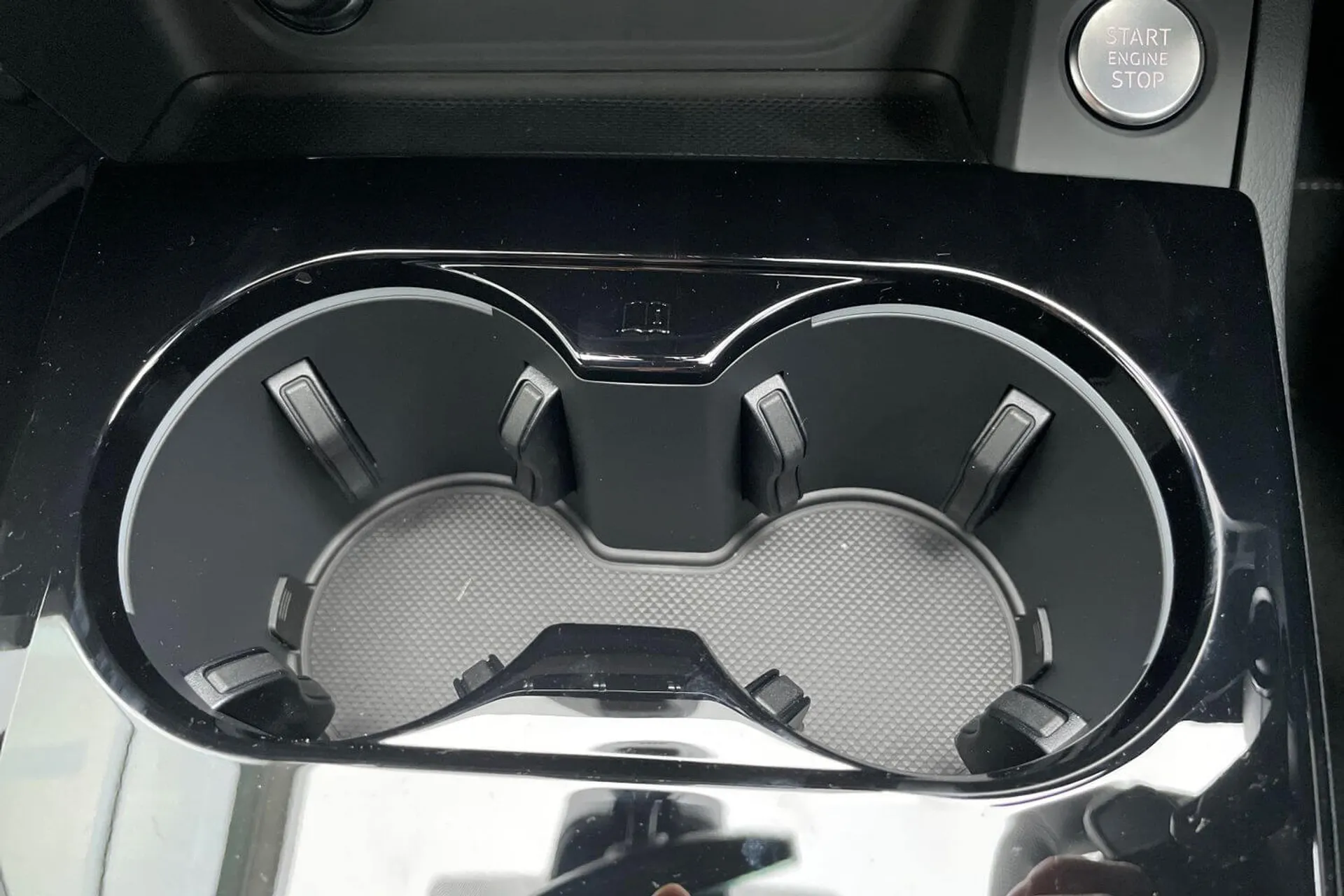 Audi A5 thumbnail image number 44
