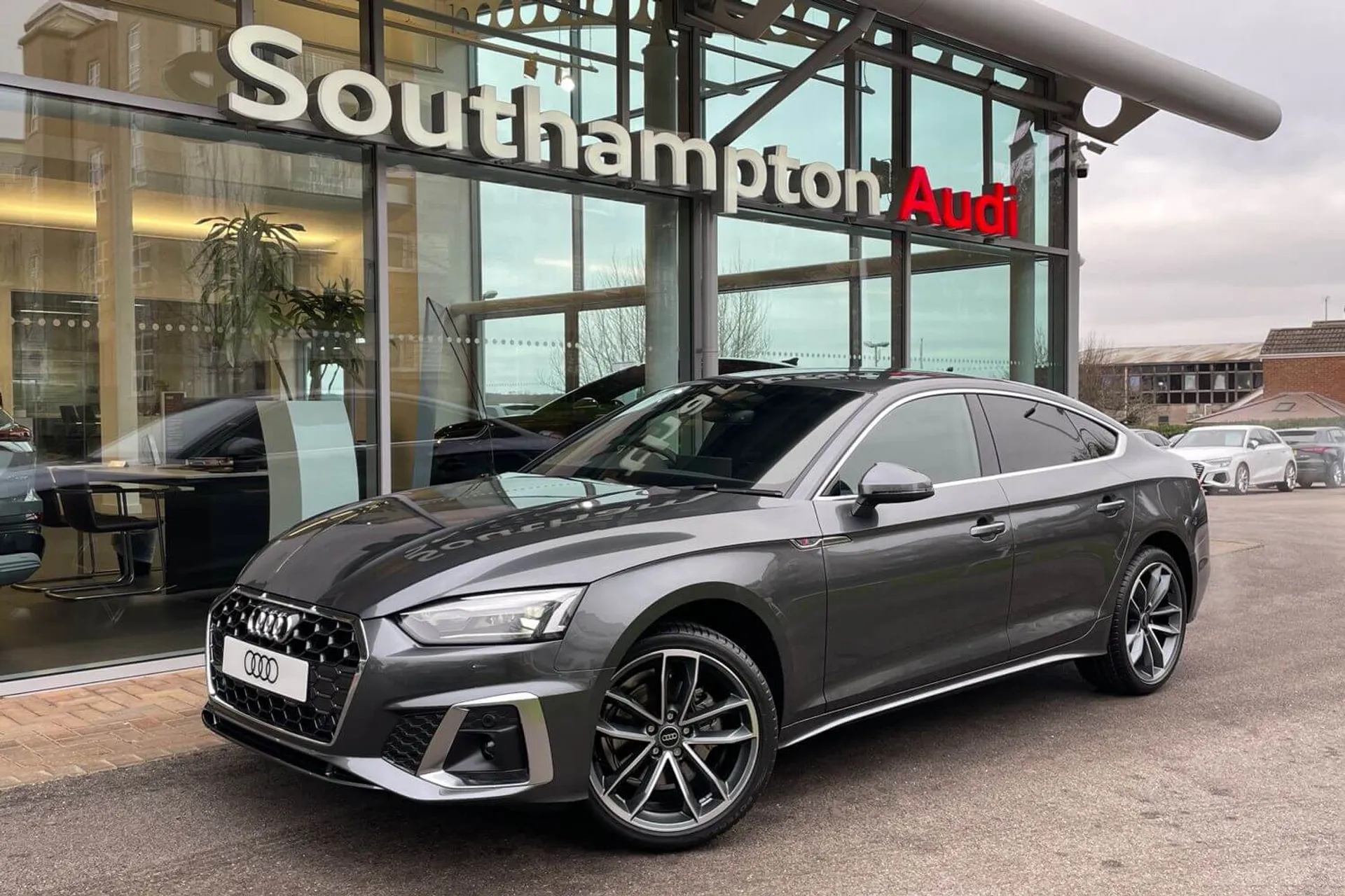 Audi A5 thumbnail image number 11
