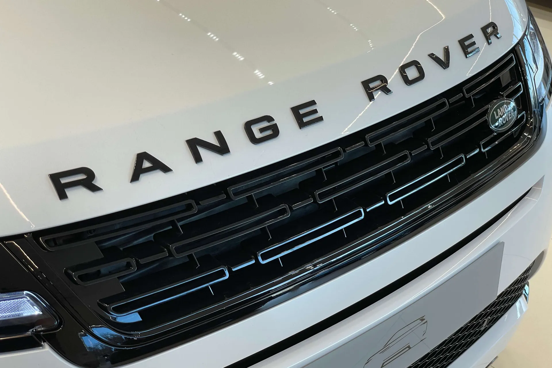 LAND ROVER RANGE ROVER EVOQUE thumbnail image number 23
