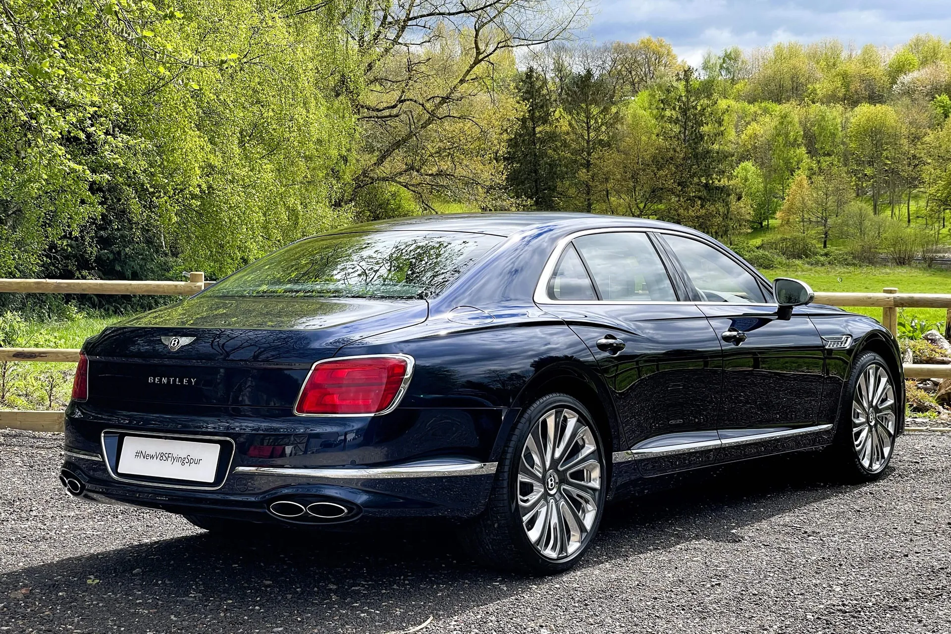 Bentley FLYING SPUR thumbnail image number 12