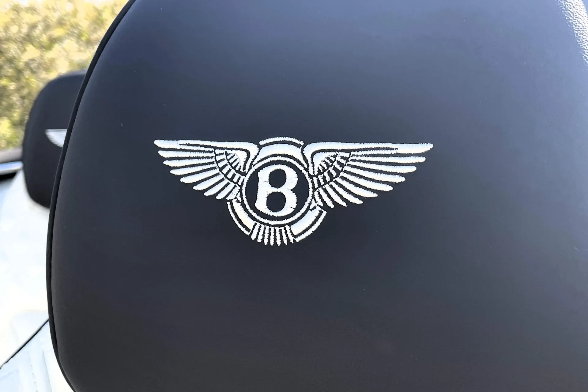 Bentley Continental thumbnail image number 31