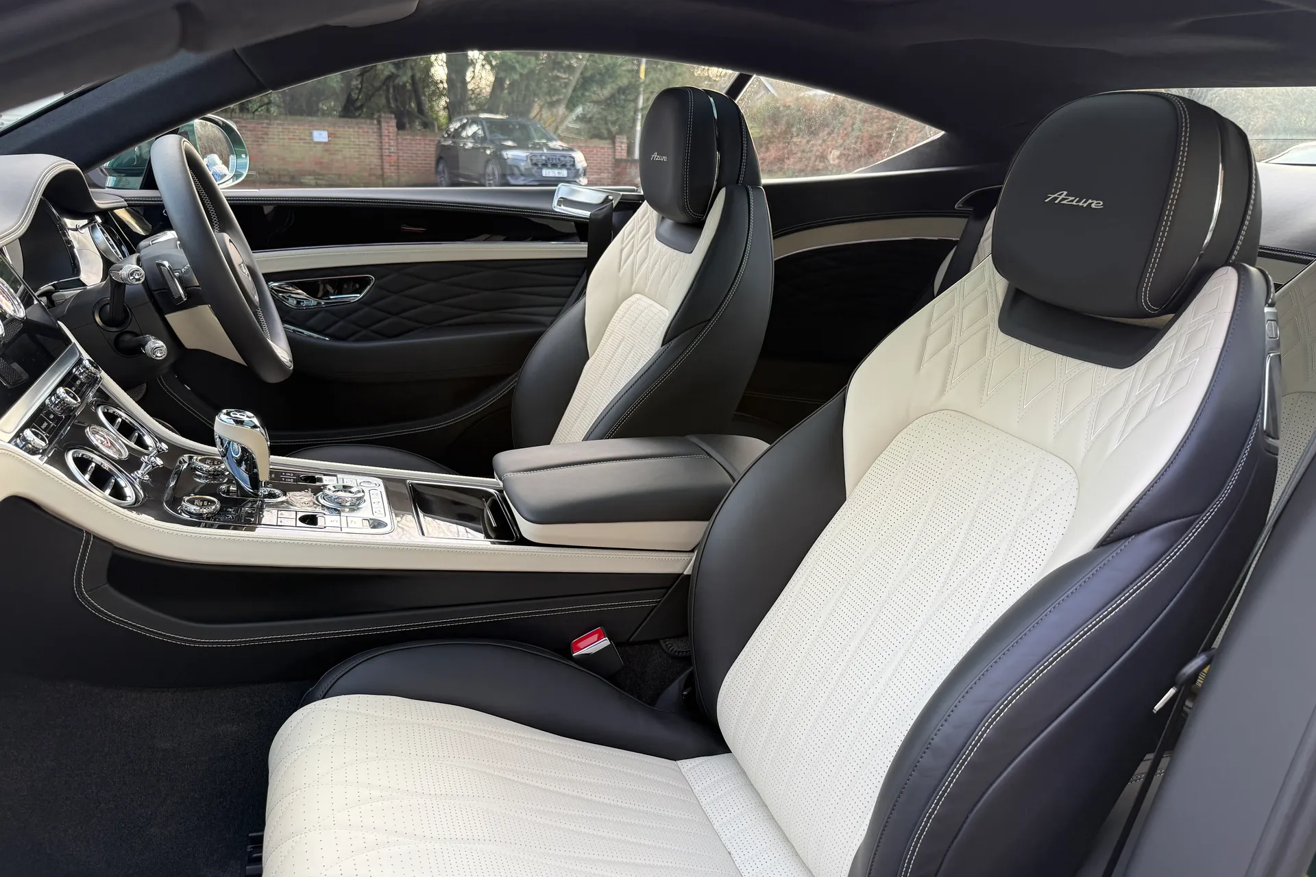 Bentley CONTINENTAL thumbnail image number 45