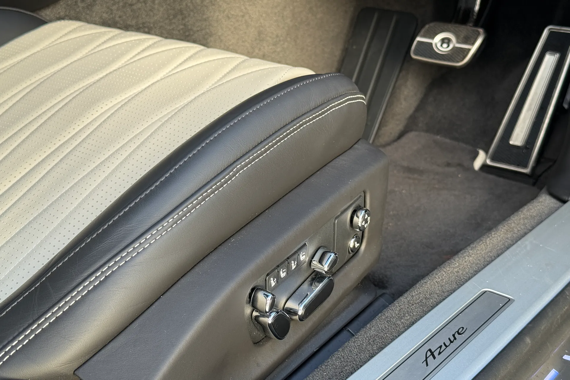 Bentley CONTINENTAL thumbnail image number 24