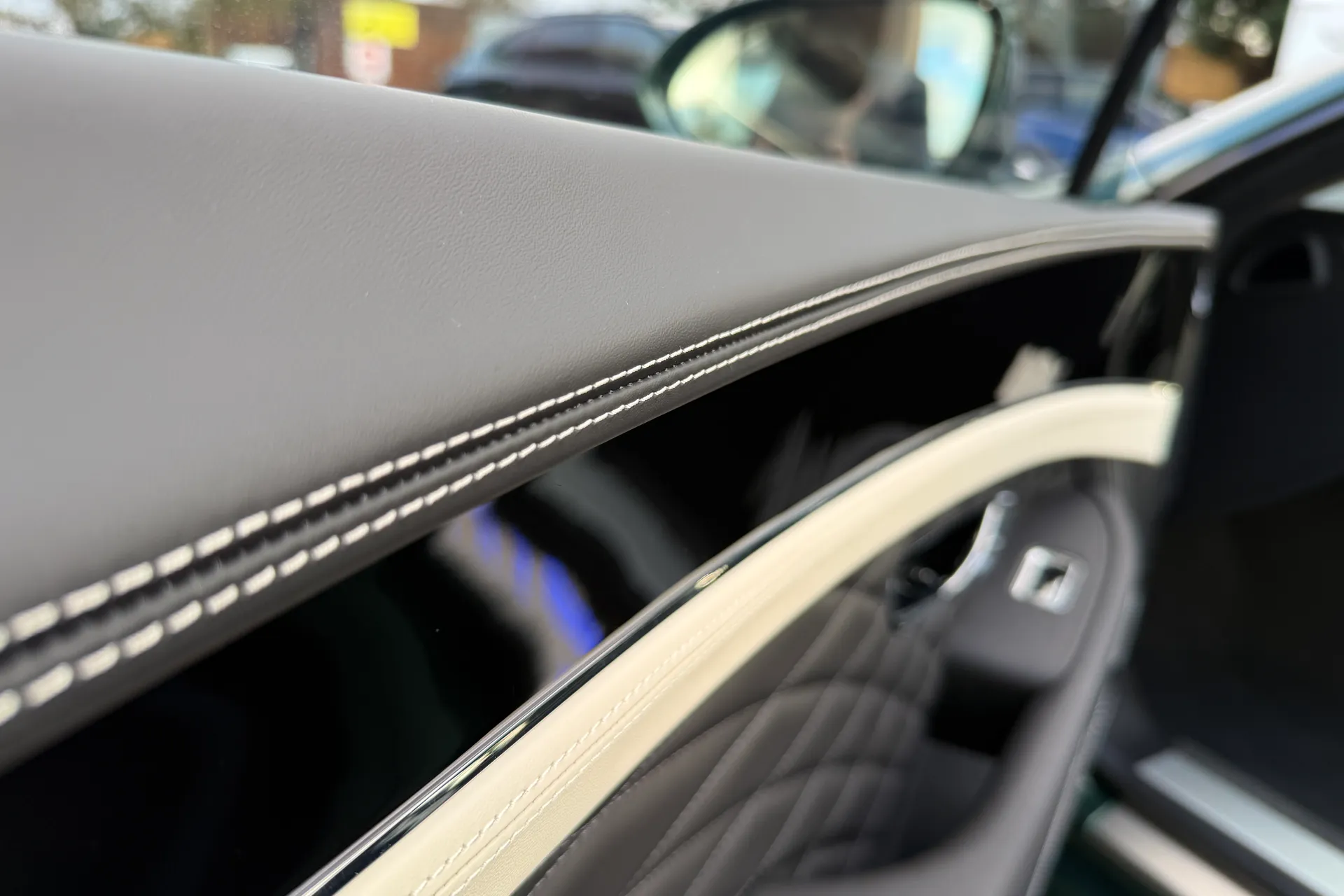 Bentley CONTINENTAL thumbnail image number 43