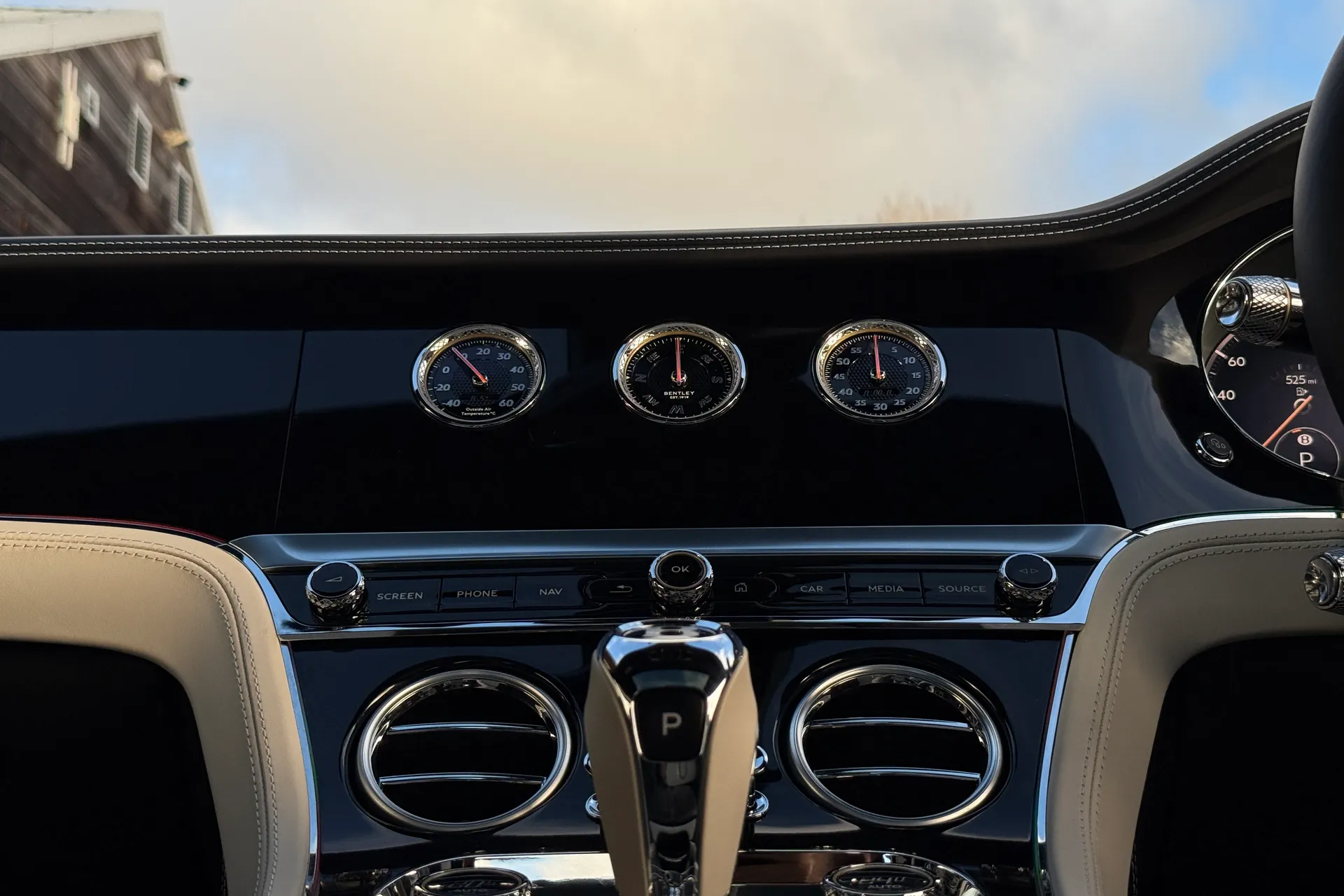 Bentley CONTINENTAL thumbnail image number 37