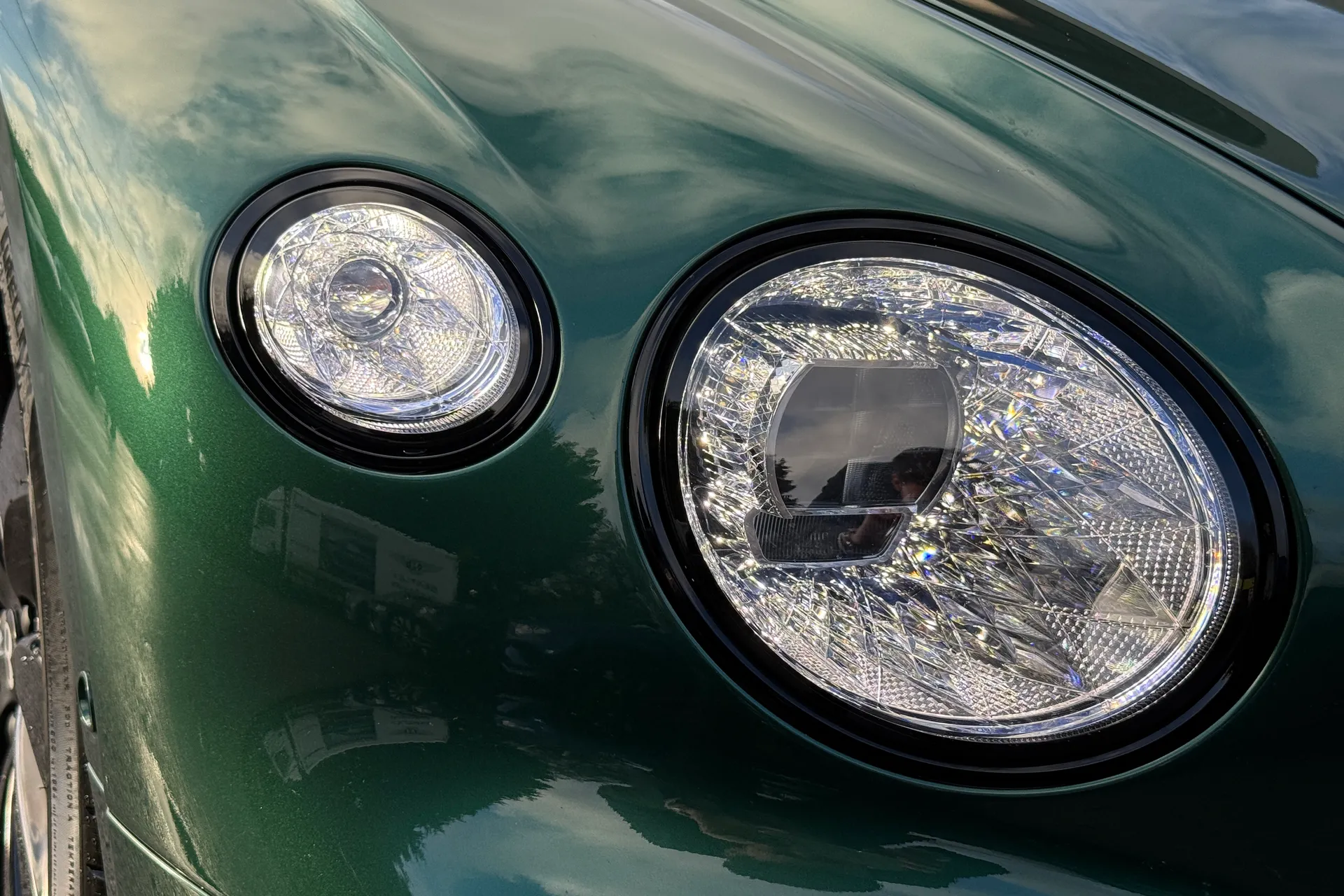 Bentley CONTINENTAL thumbnail image number 23