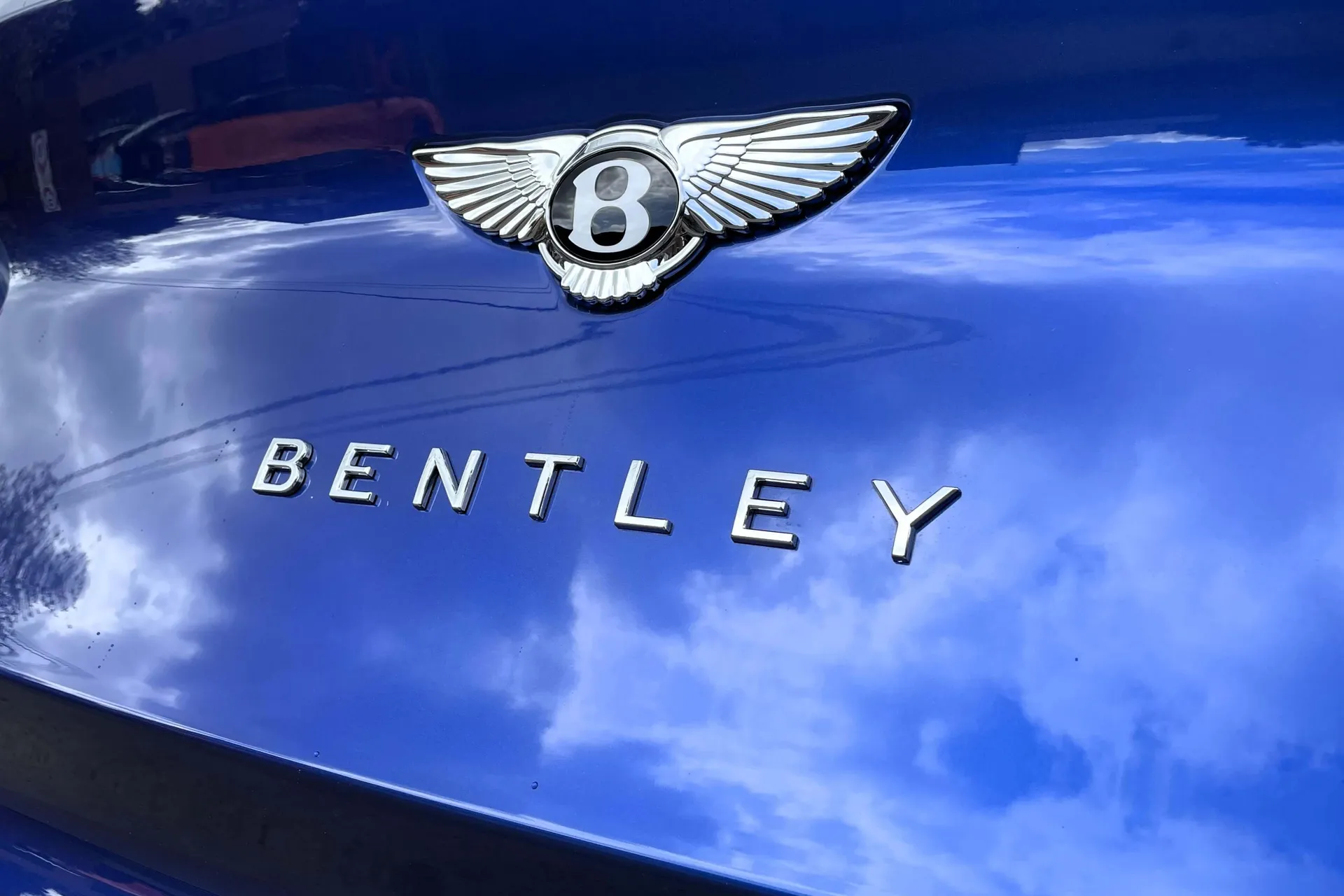 Bentley BENTAYGA thumbnail image number 33