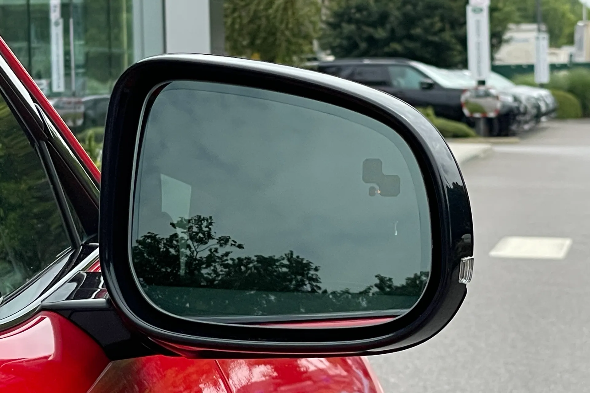 Jaguar I-PACE thumbnail image number 49