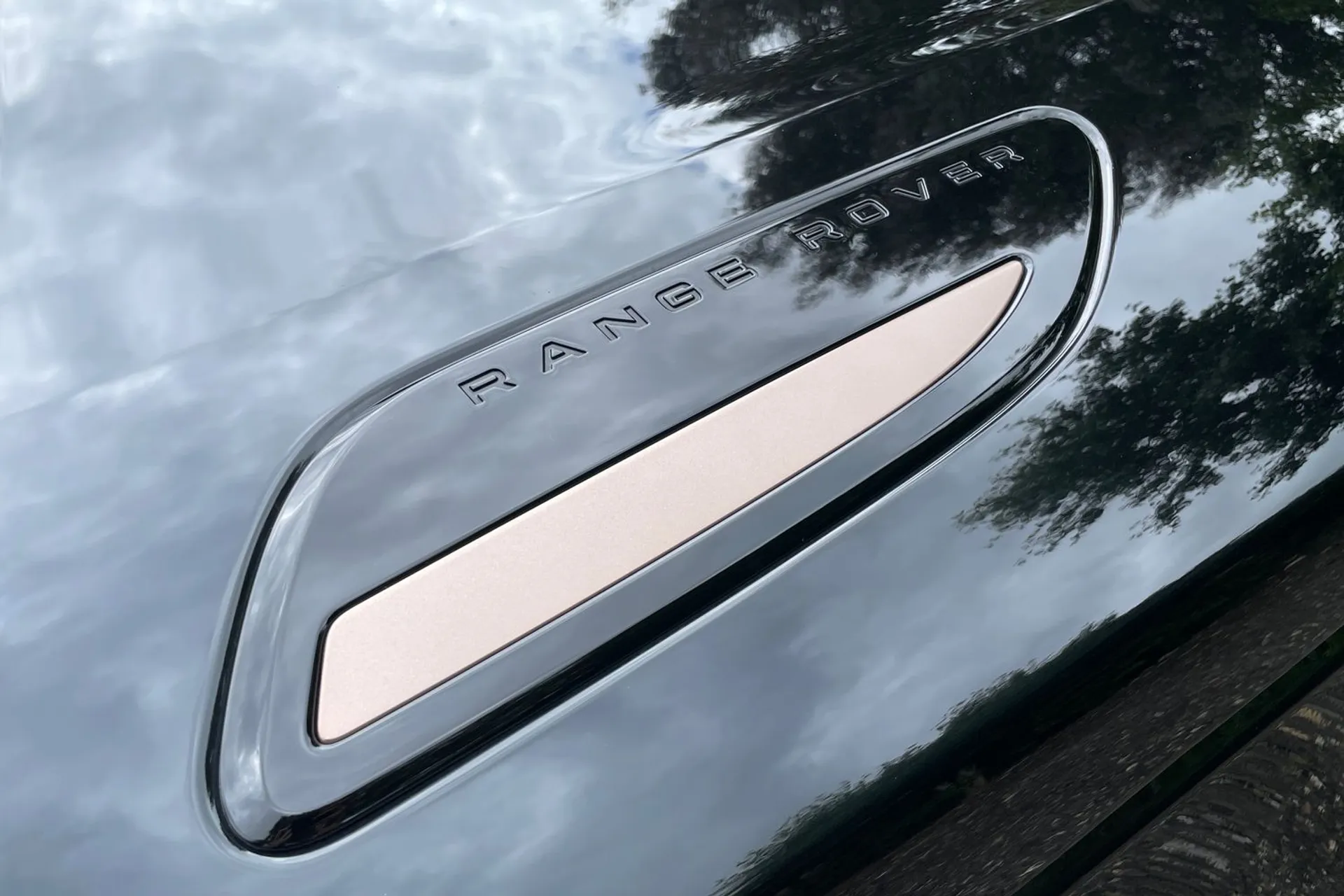 LAND ROVER RANGE ROVER VELAR thumbnail image number 48