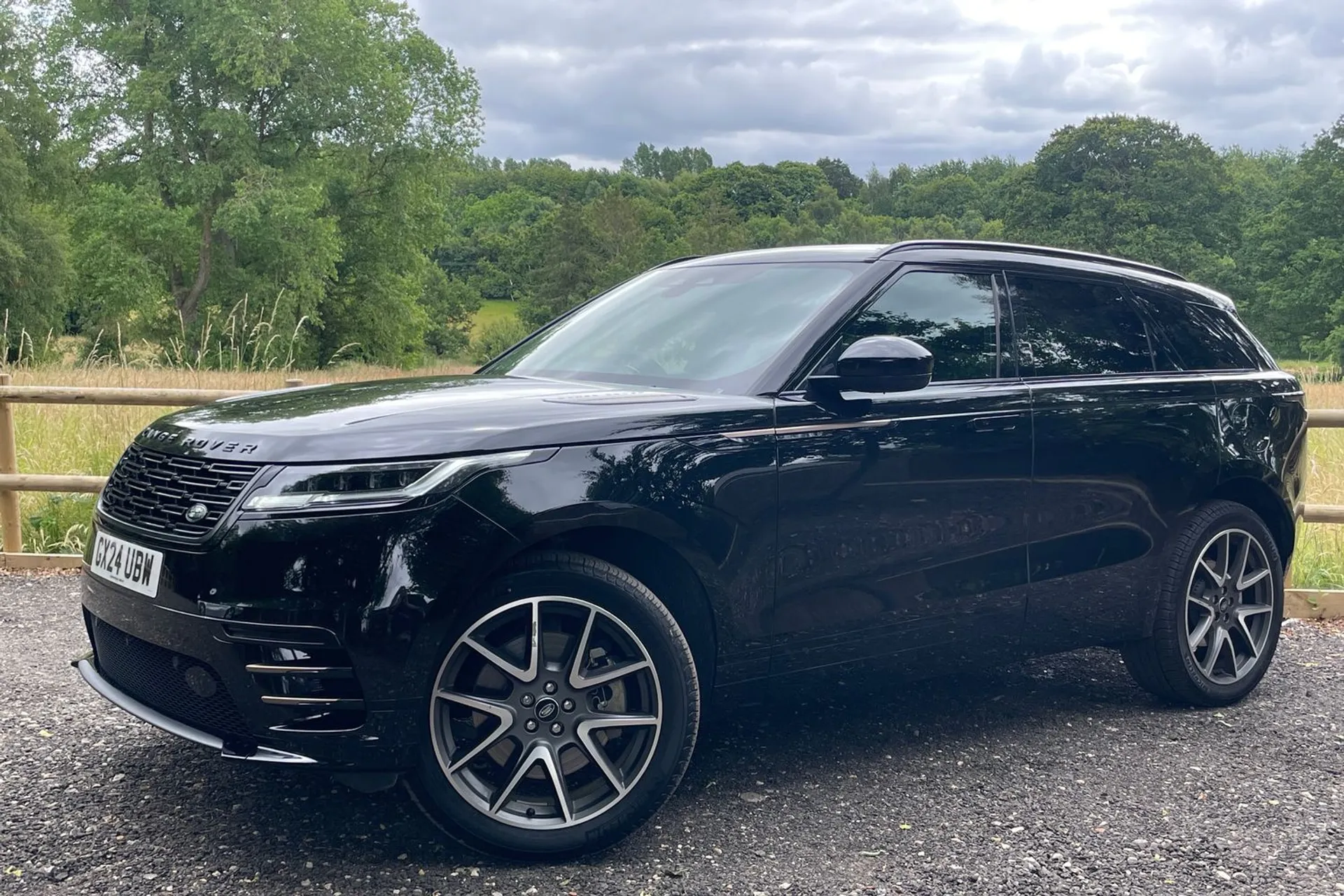 LAND ROVER RANGE ROVER VELAR thumbnail image number 13