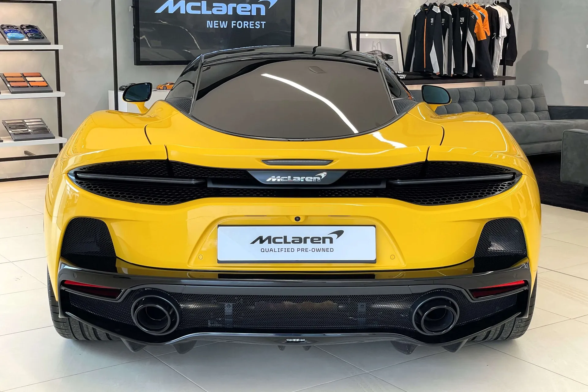 McLaren GT thumbnail image number 10