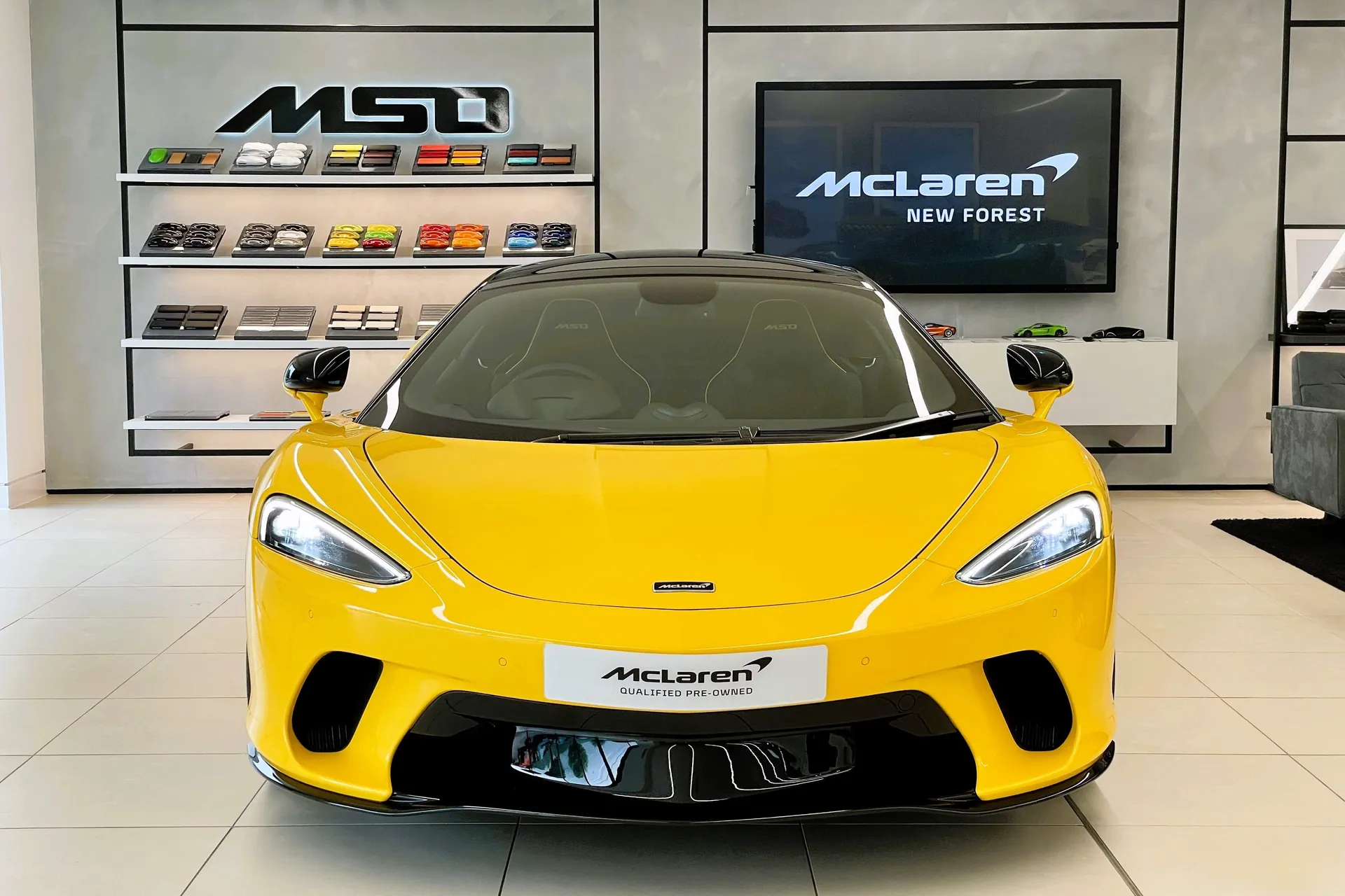 McLaren GT thumbnail image number 41