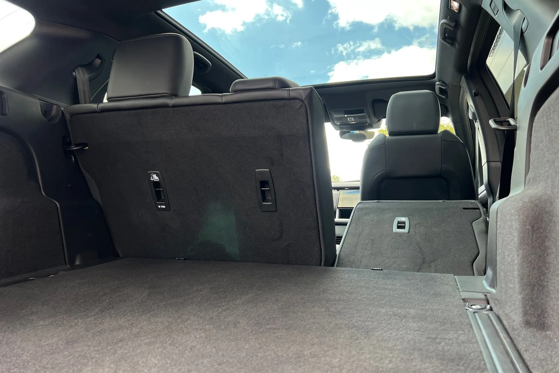 LAND ROVER DISCOVERY SPORT thumbnail image number 29