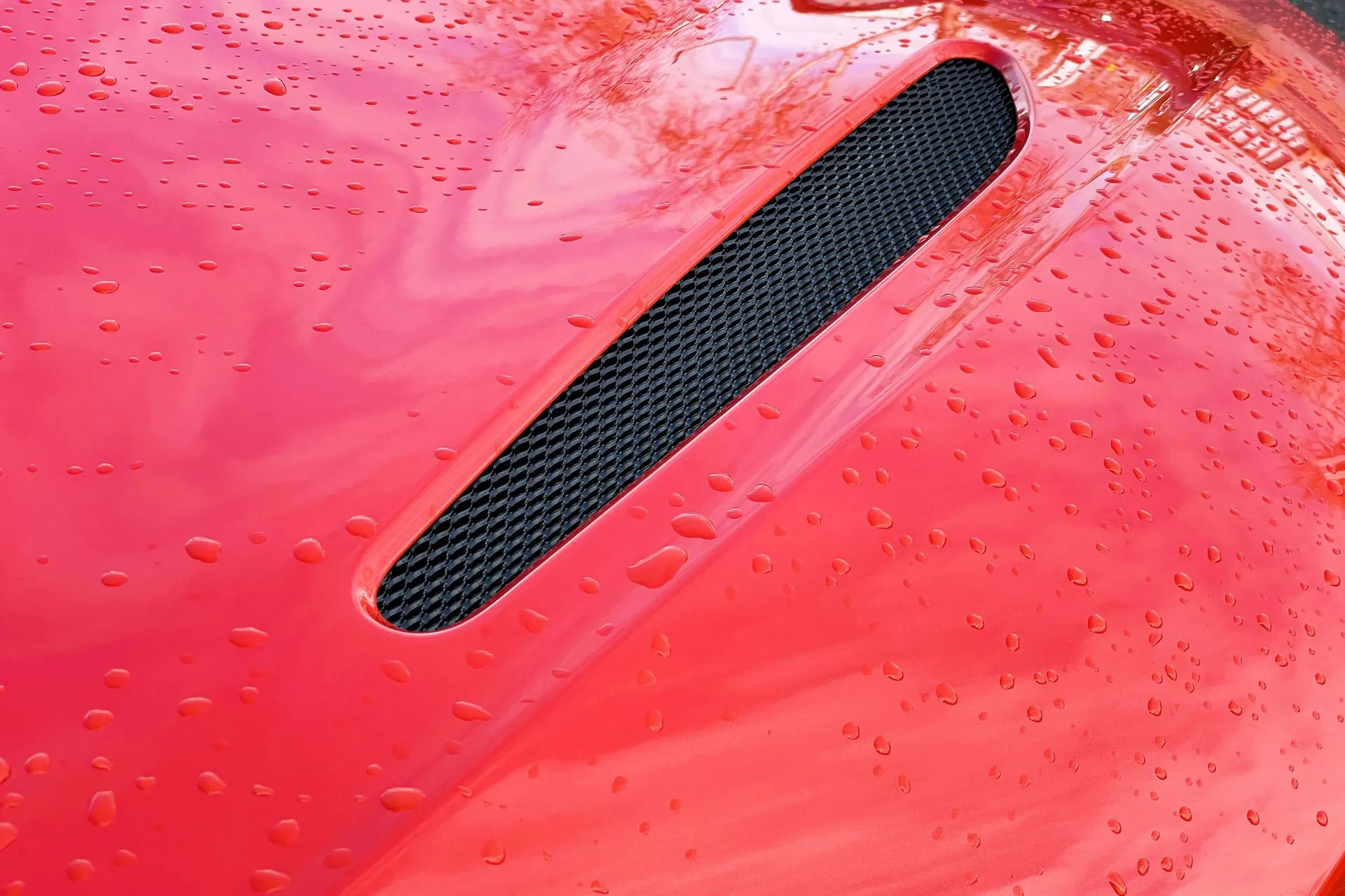 Aston Martin Vantage thumbnail image number 44