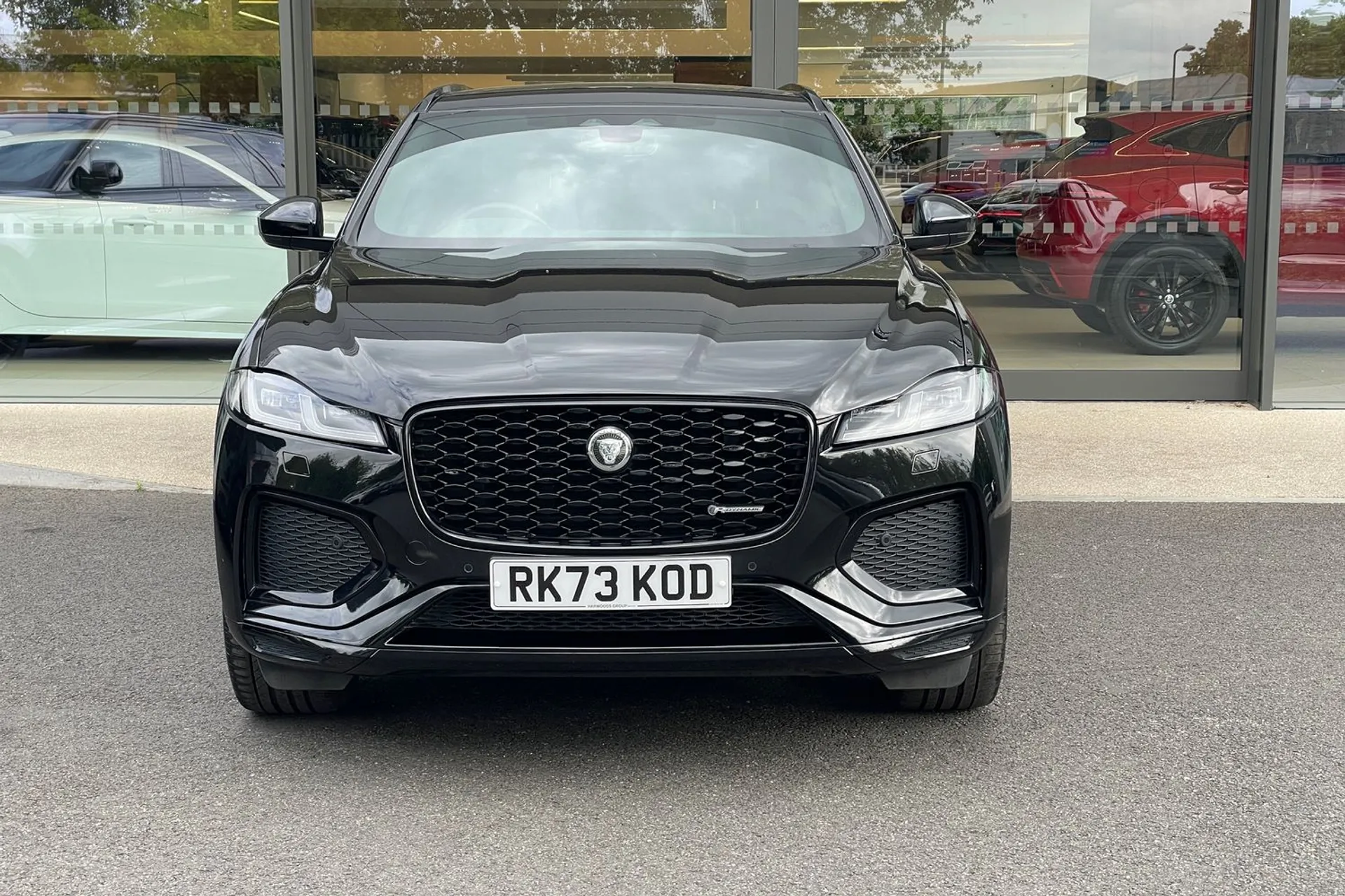 Jaguar F-PACE thumbnail image number 6