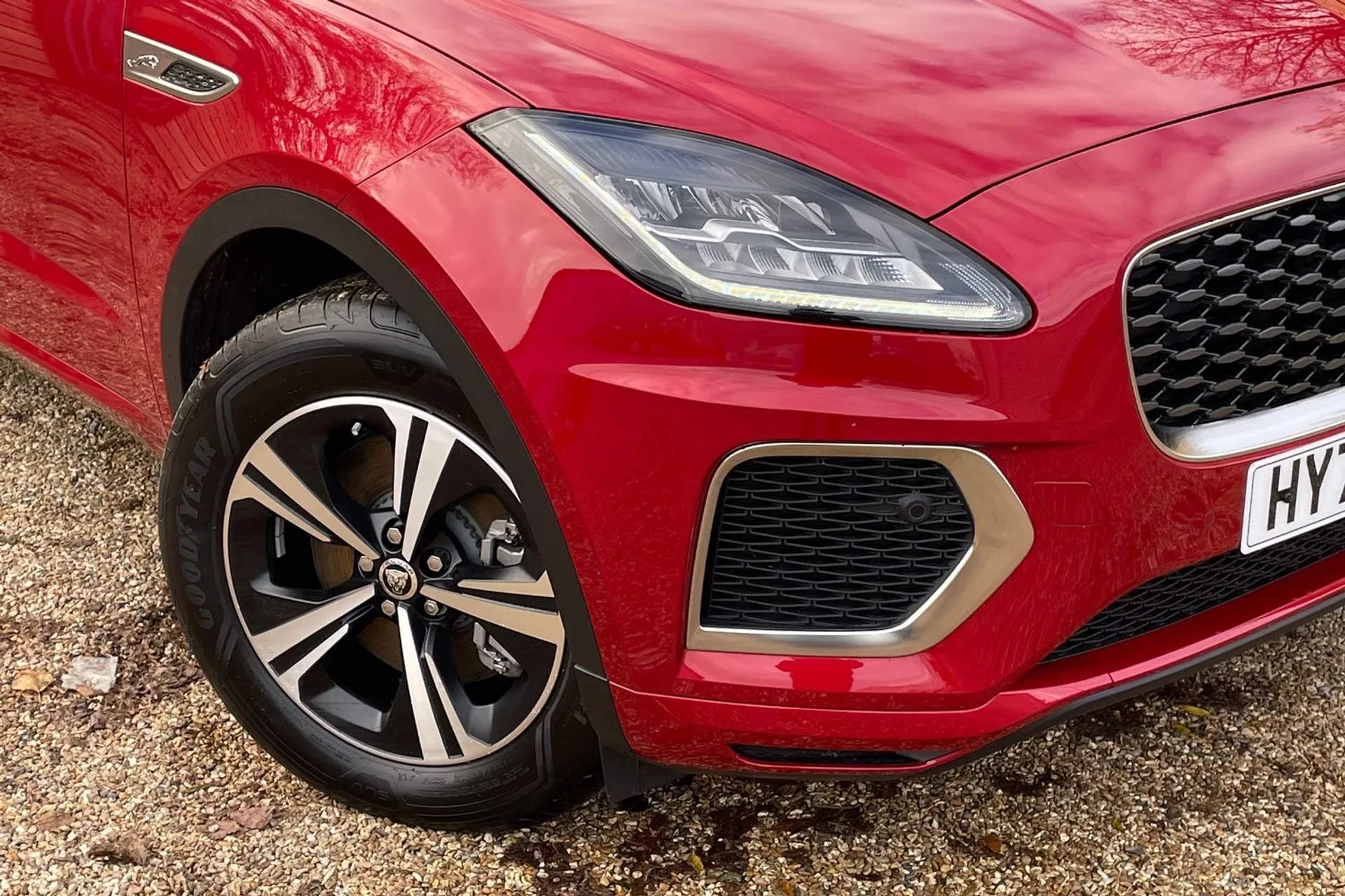 Jaguar E-PACE thumbnail image number 6