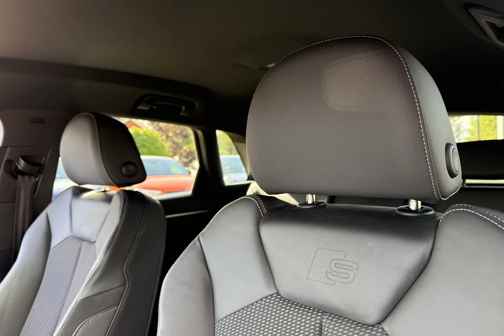 Audi Q3 thumbnail image number 29