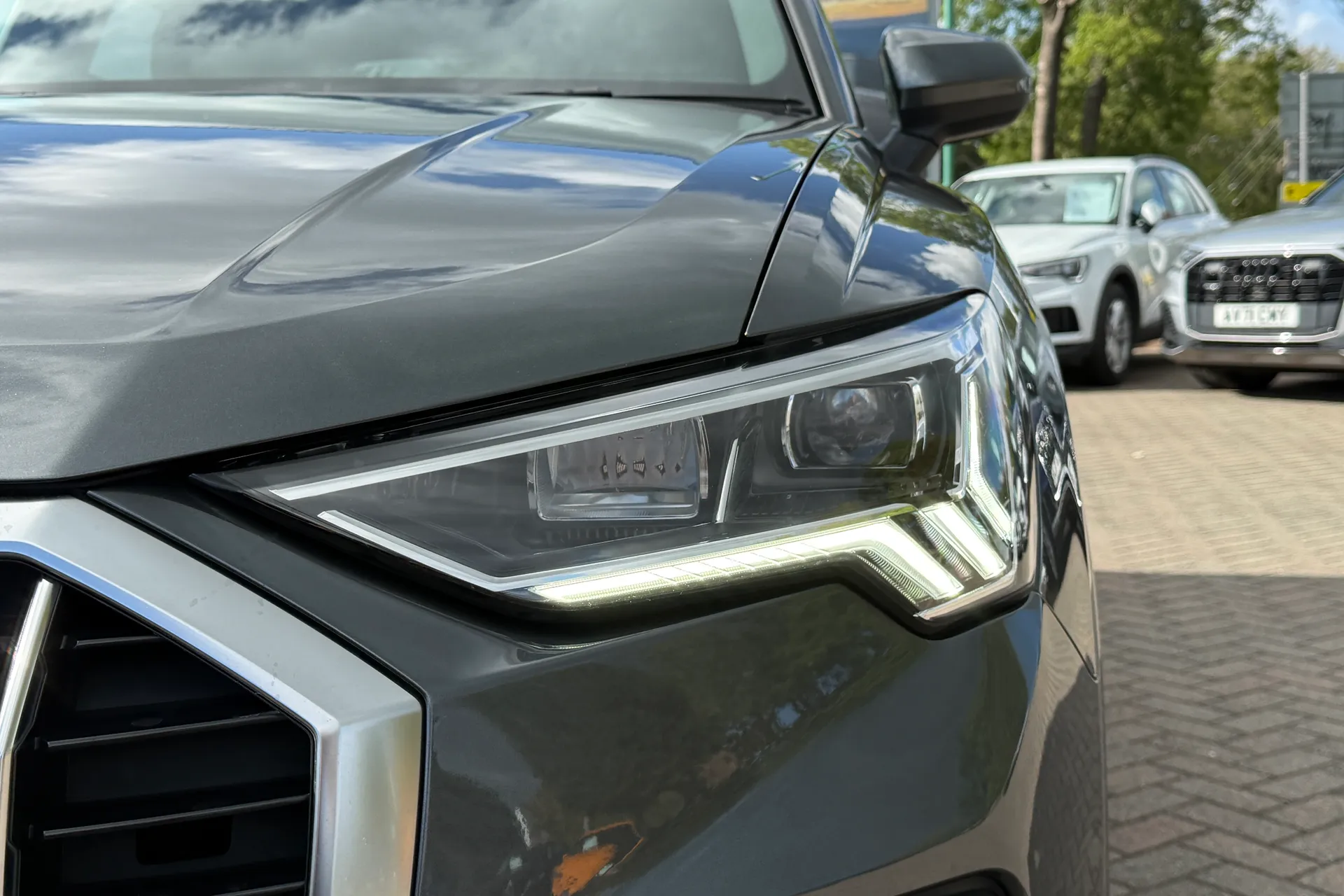 Audi Q3 thumbnail image number 51