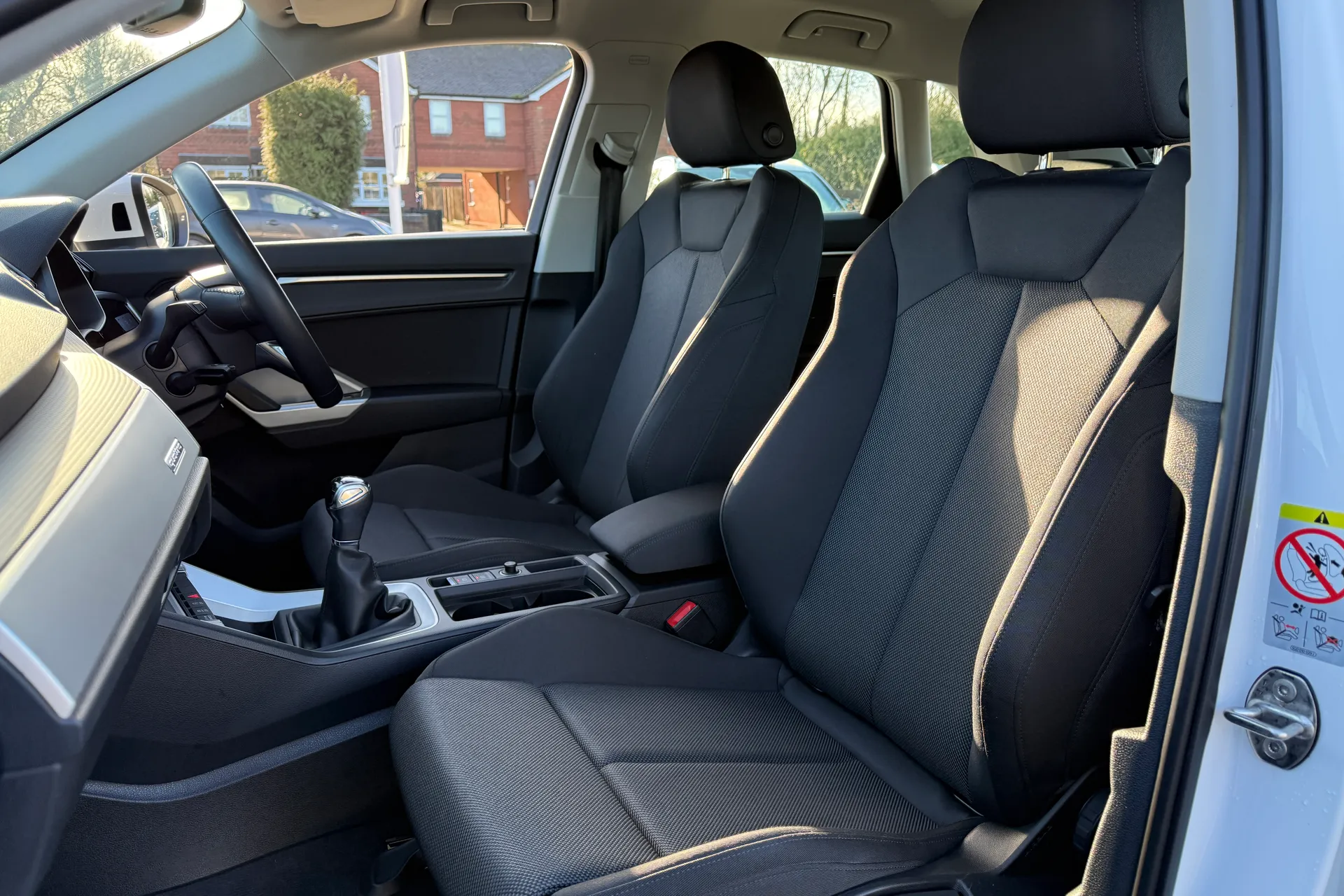 Audi Q3 thumbnail image number 26