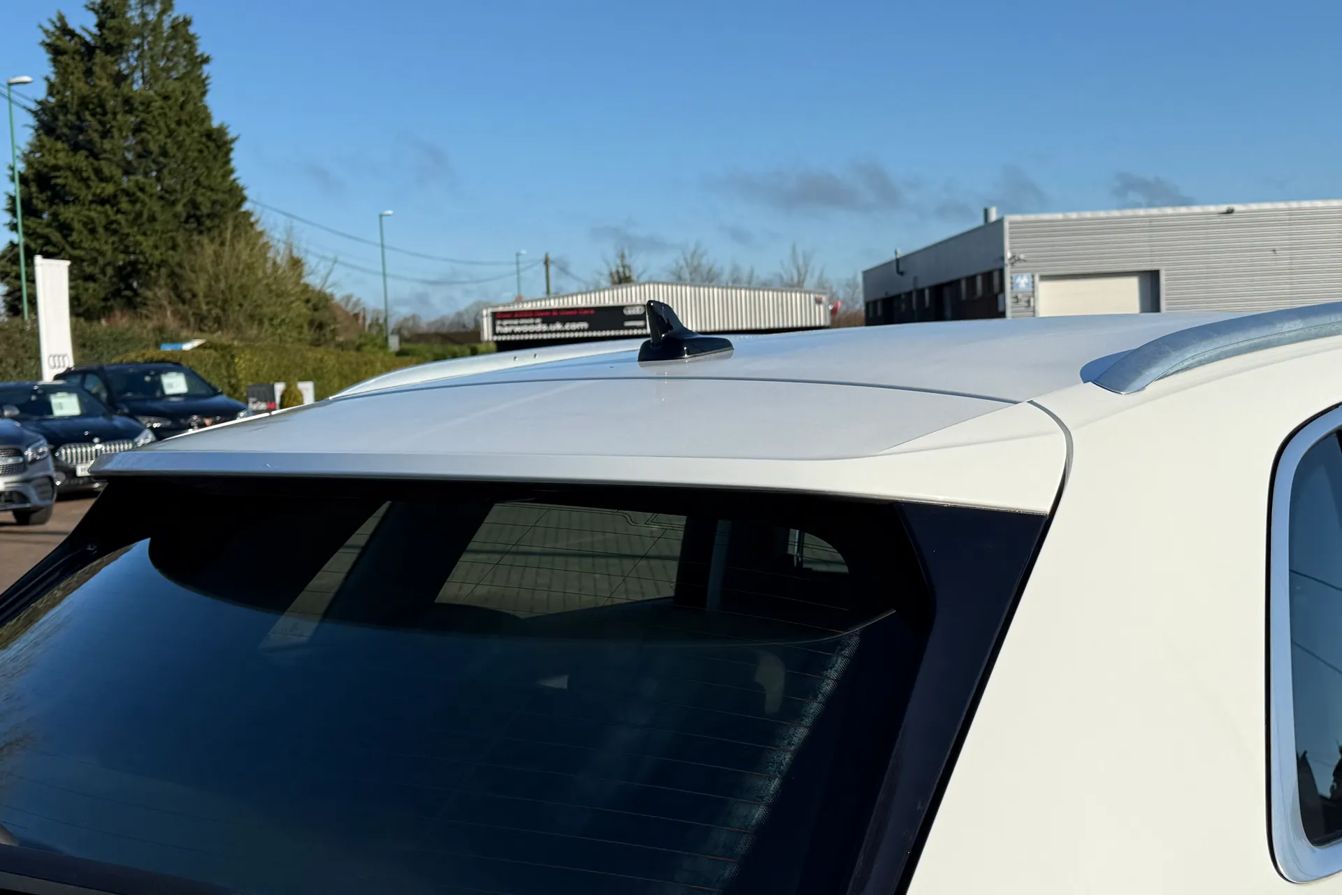 Audi Q3 thumbnail image number 44