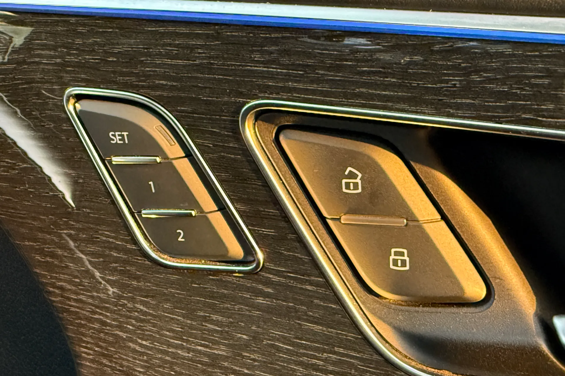 Audi Q8 thumbnail image number 21