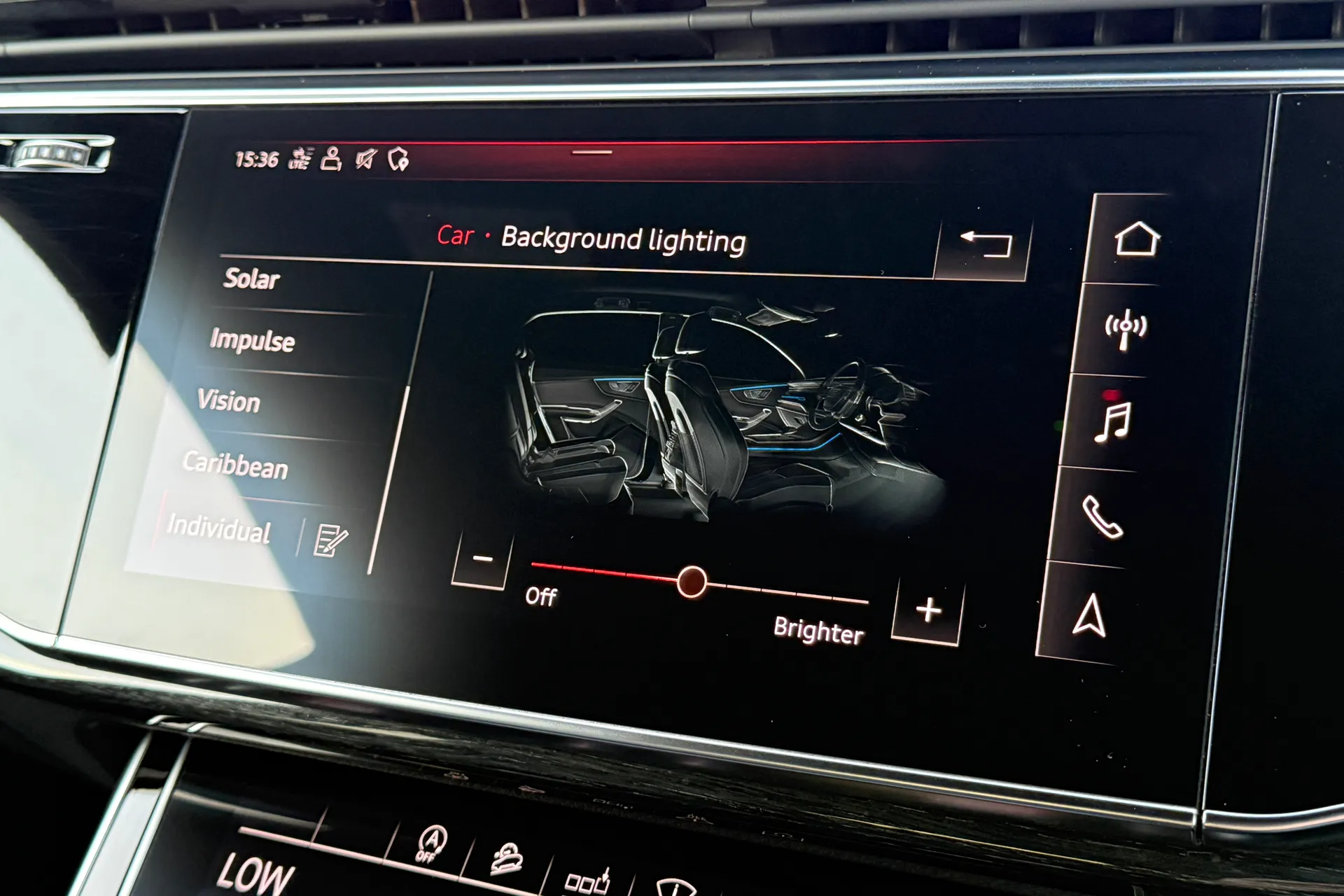 Audi Q8 thumbnail image number 15