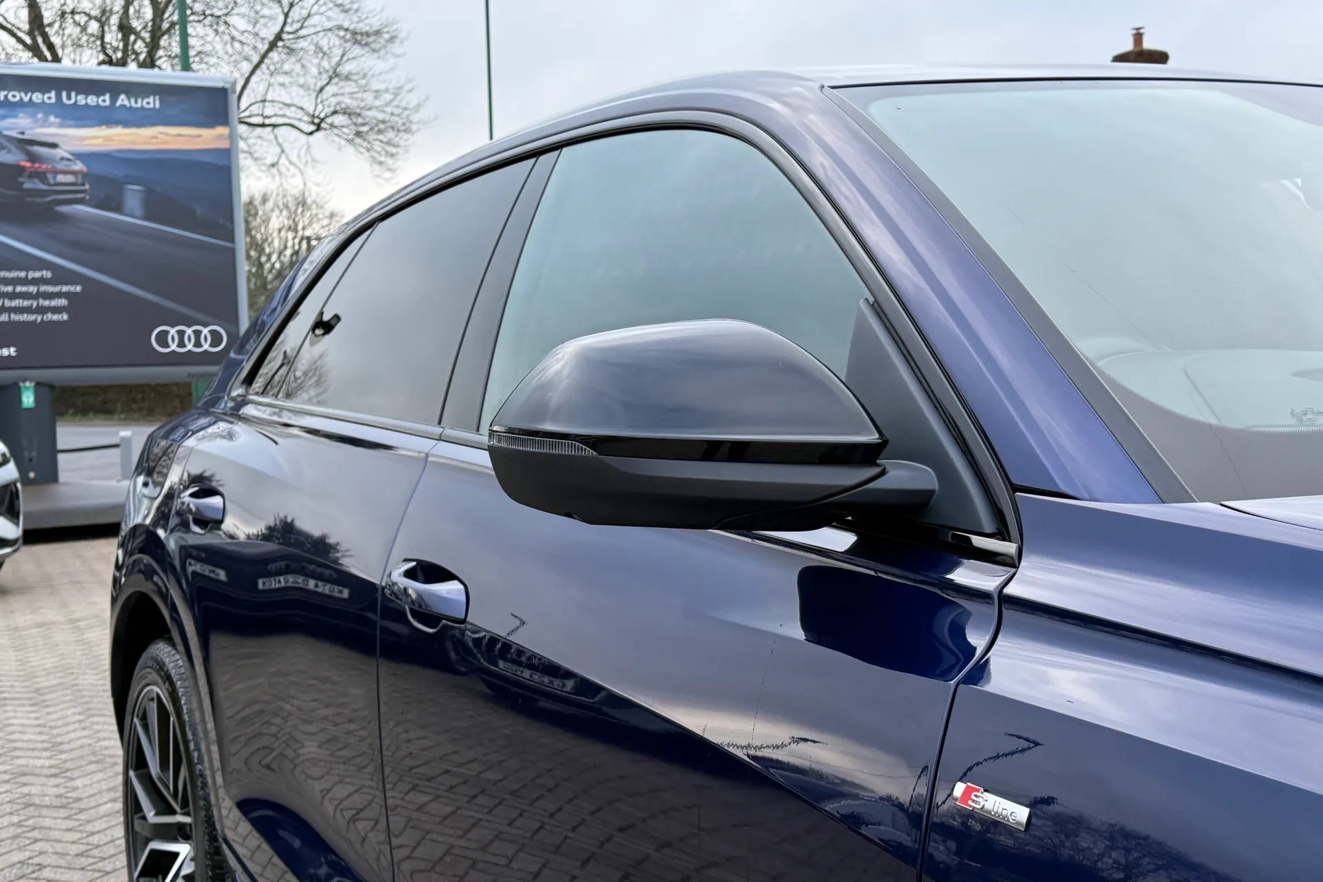 Audi Q8 thumbnail image number 60