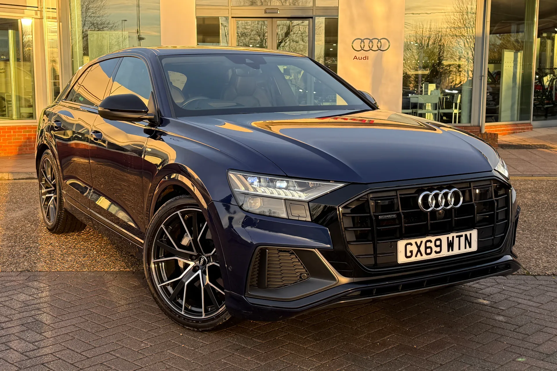 Audi Q8 thumbnail image number 30