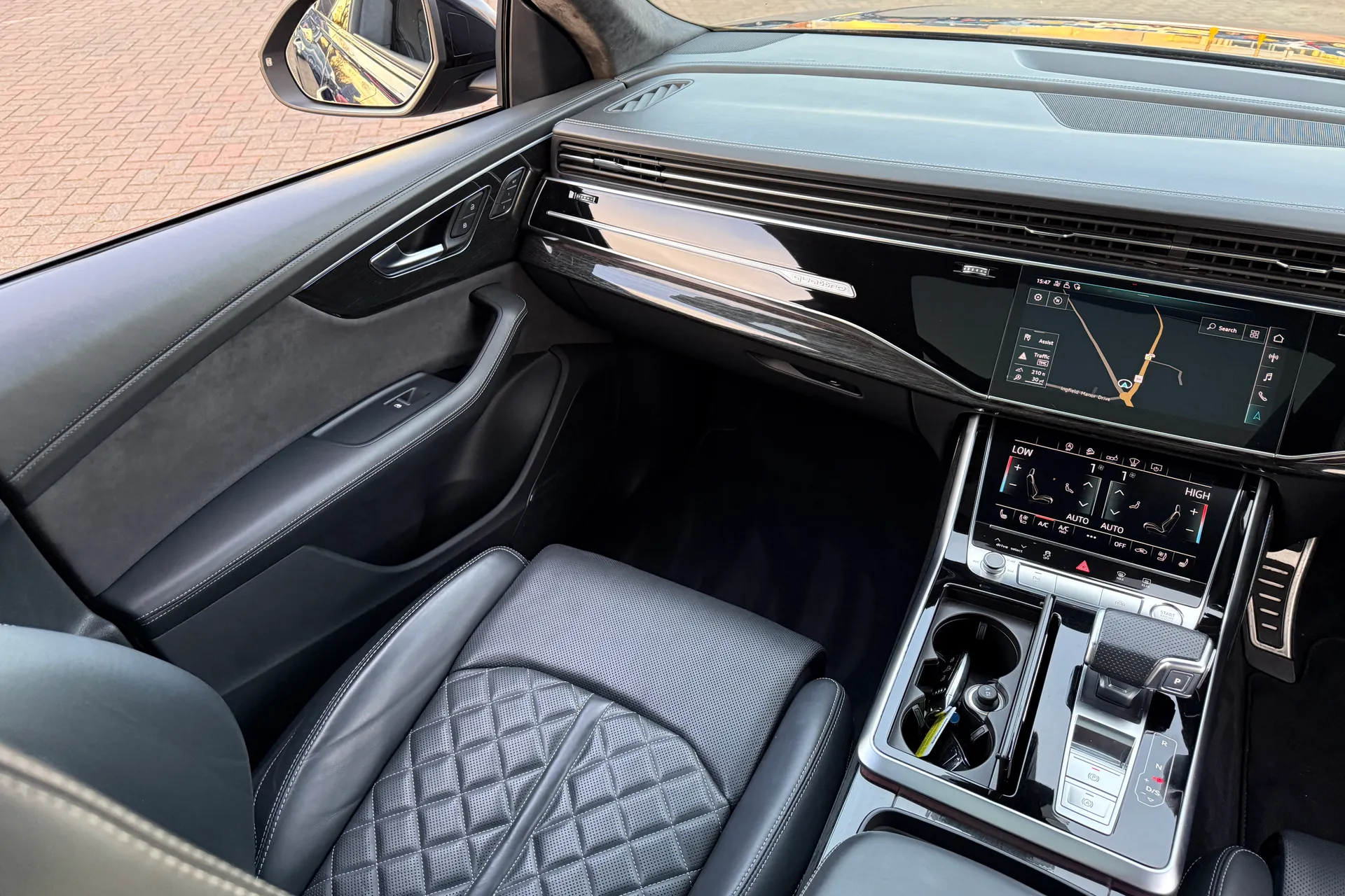 Audi Q8 thumbnail image number 48