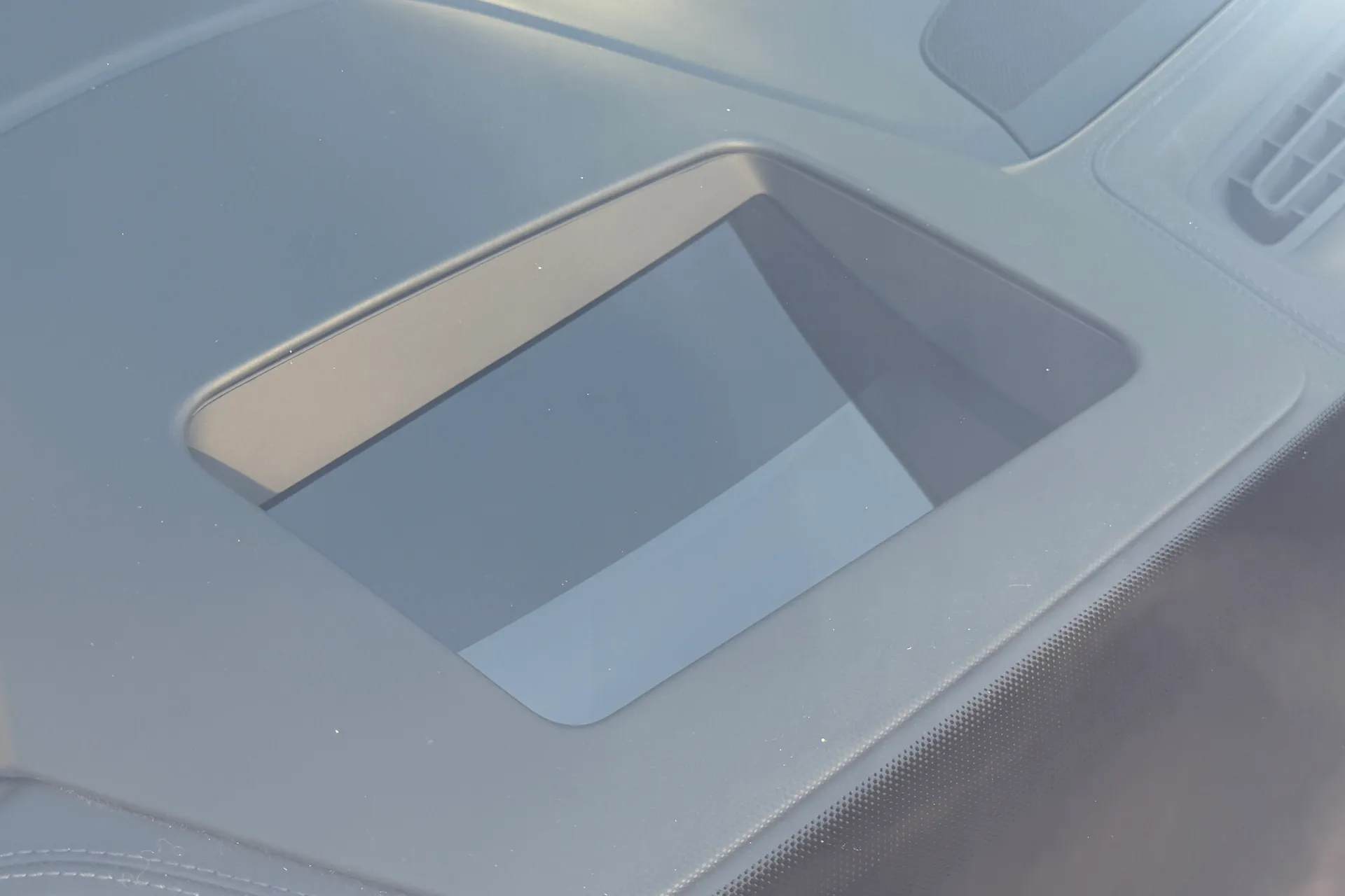 Audi Q8 thumbnail image number 10