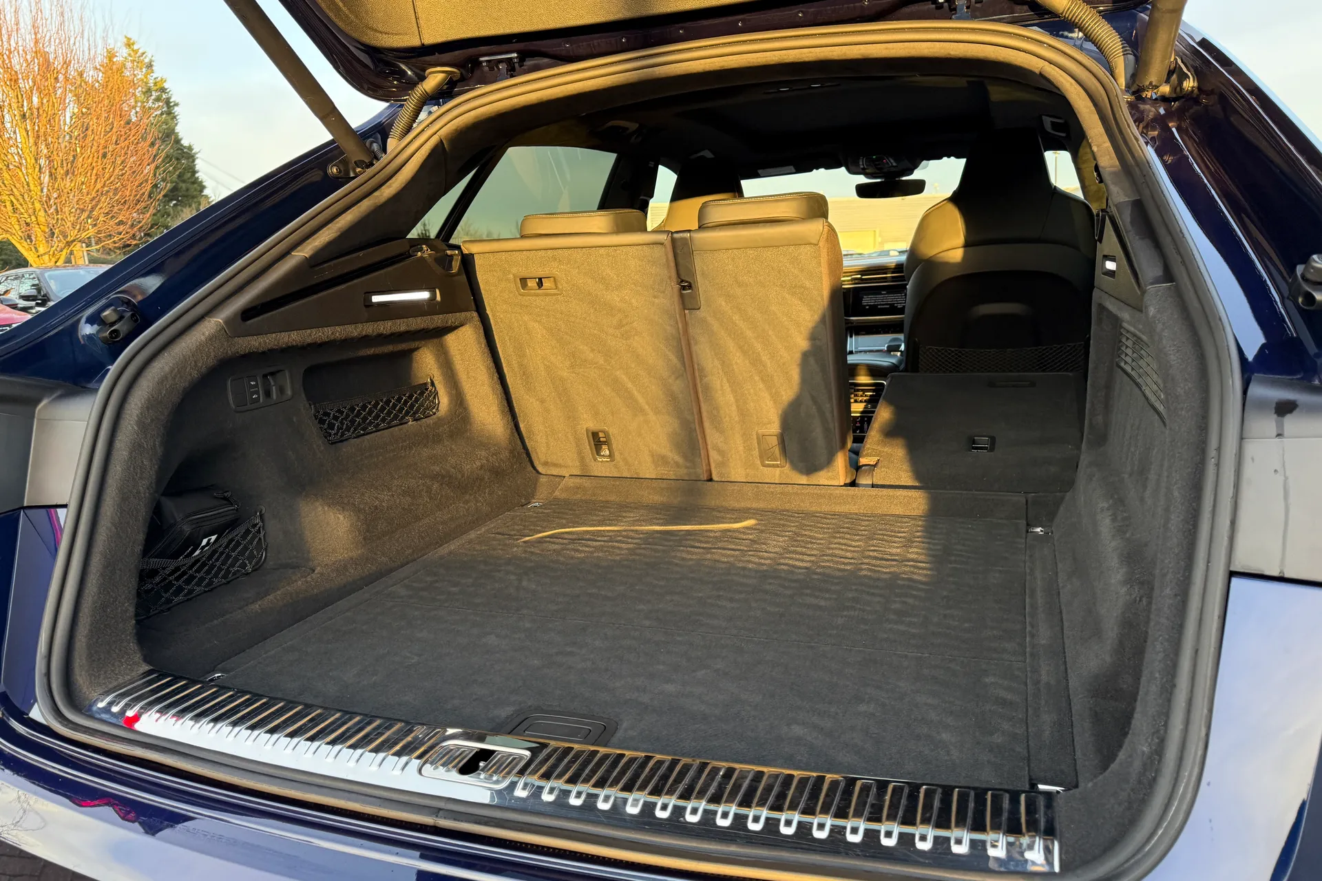 Audi Q8 thumbnail image number 45