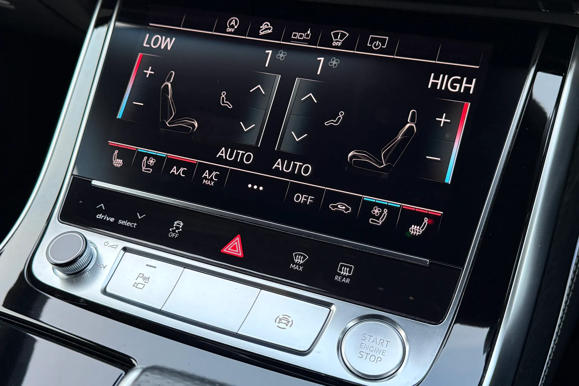 Audi Q8 thumbnail image number 18