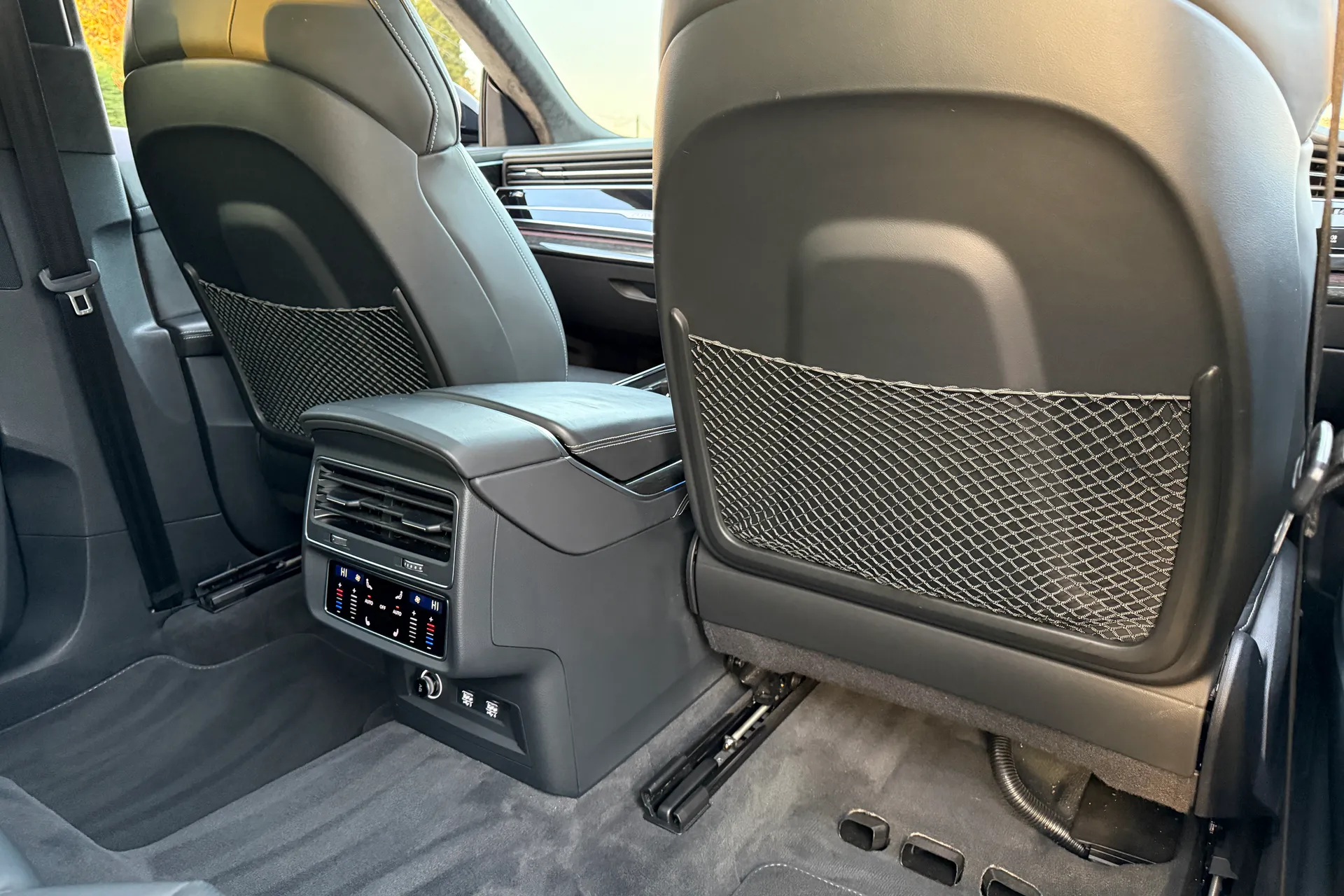 Audi Q8 thumbnail image number 57