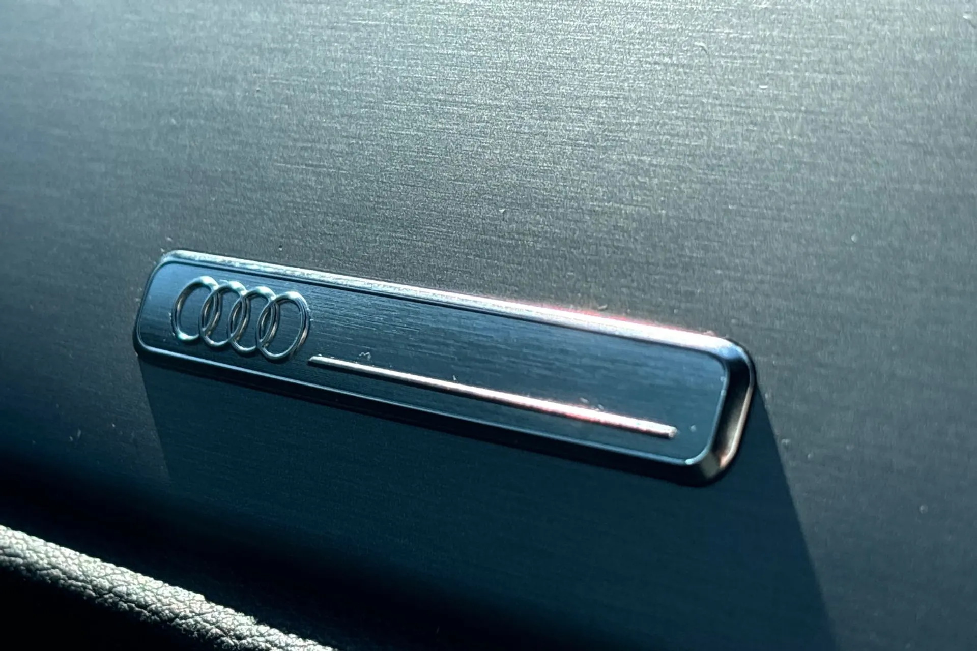 Audi Q3 thumbnail image number 44
