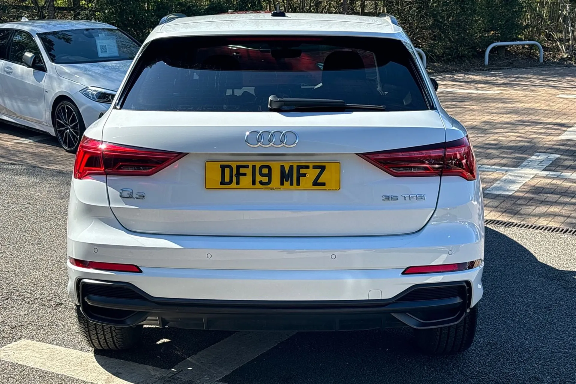 Audi Q3 thumbnail image number 7