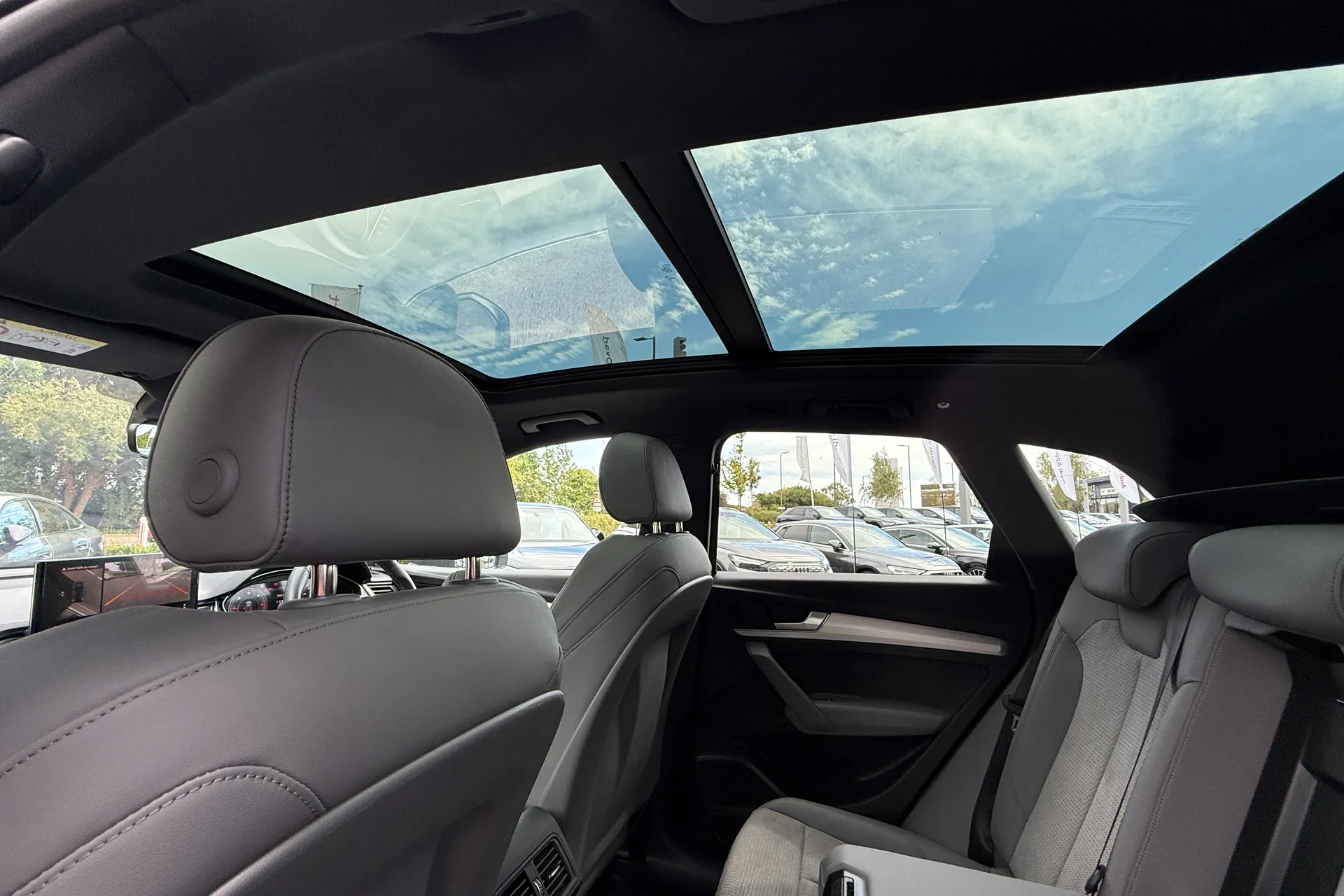 Audi Q5 thumbnail image number 18