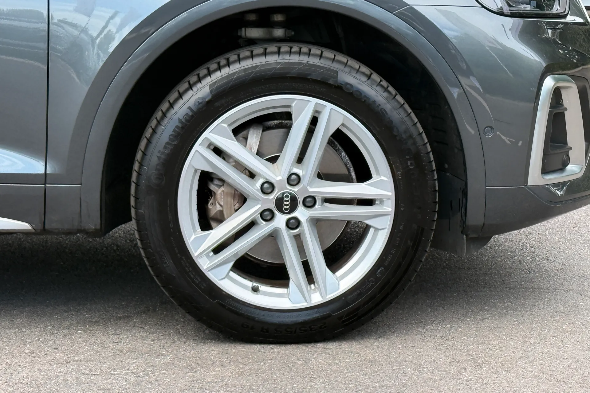 Audi Q5 thumbnail image number 33