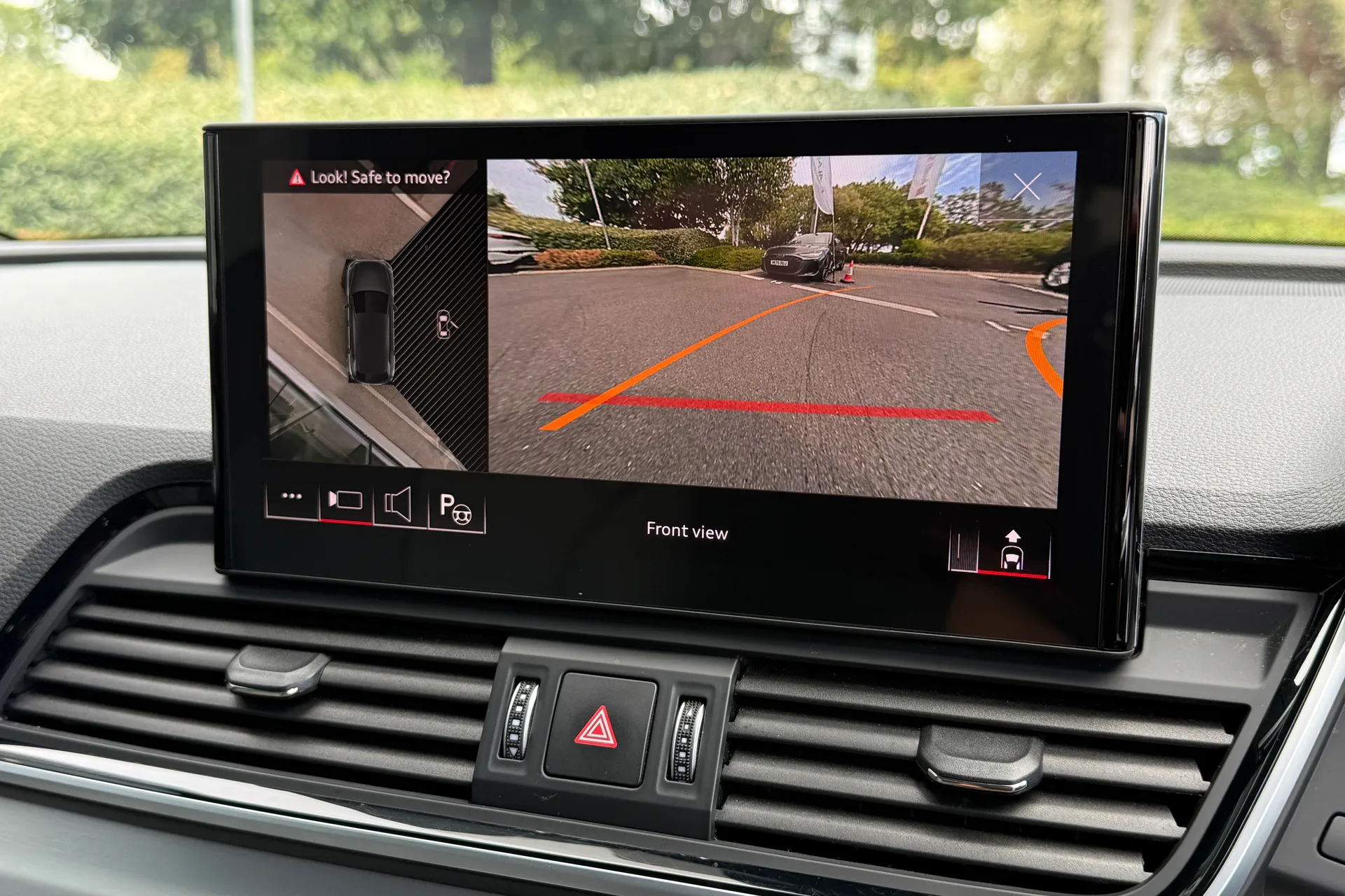 Audi Q5 thumbnail image number 3