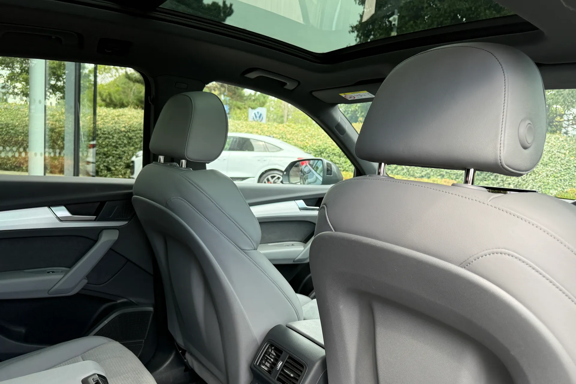 Audi Q5 thumbnail image number 43