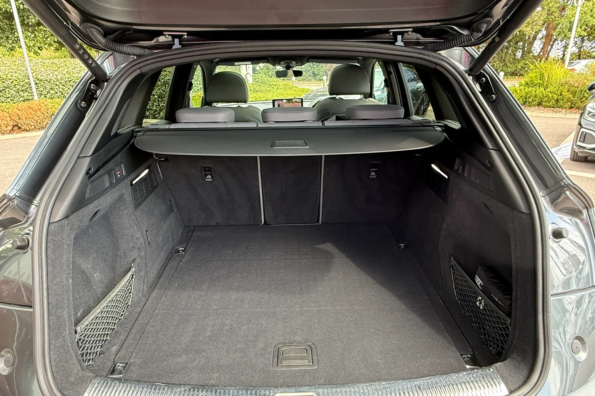 Audi Q5 thumbnail image number 57