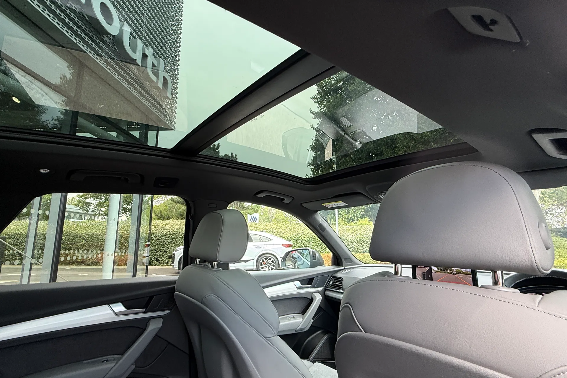 Audi Q5 thumbnail image number 44