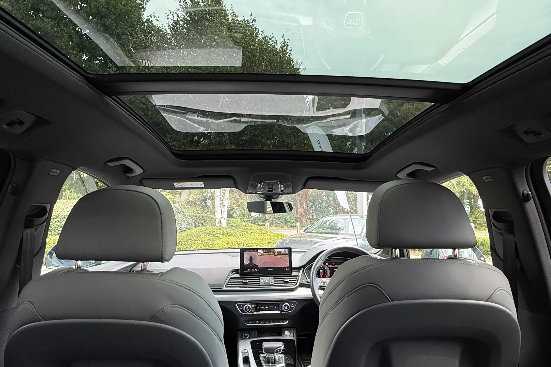 Audi Q5 thumbnail image number 12