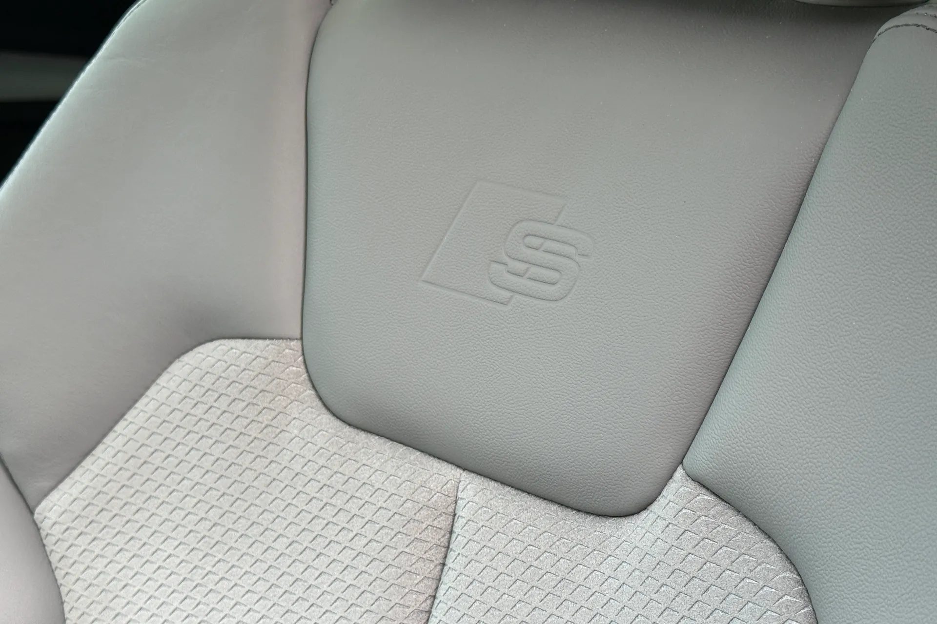 Audi Q5 thumbnail image number 51