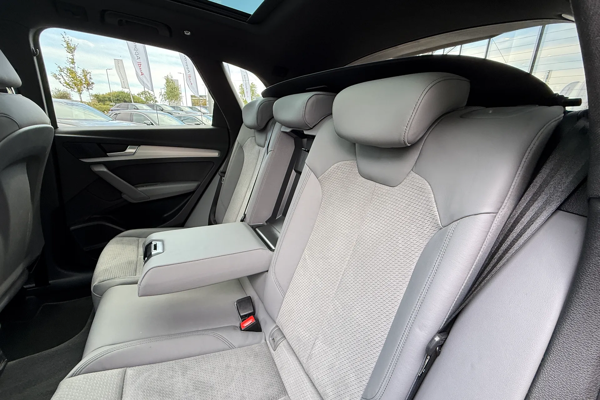 Audi Q5 thumbnail image number 55