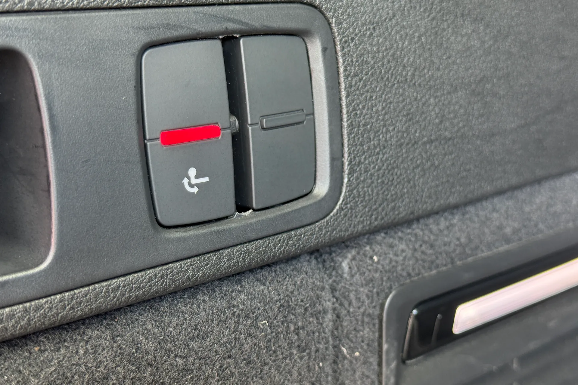 Audi Q5 thumbnail image number 39