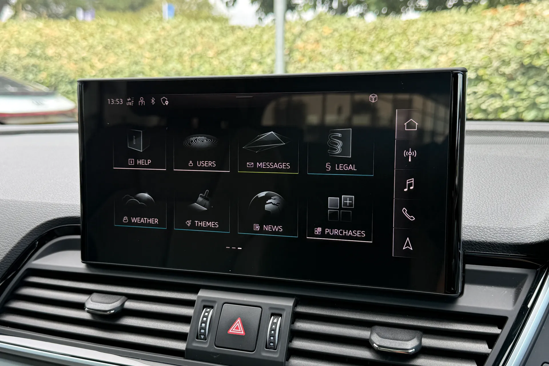 Audi Q5 thumbnail image number 21