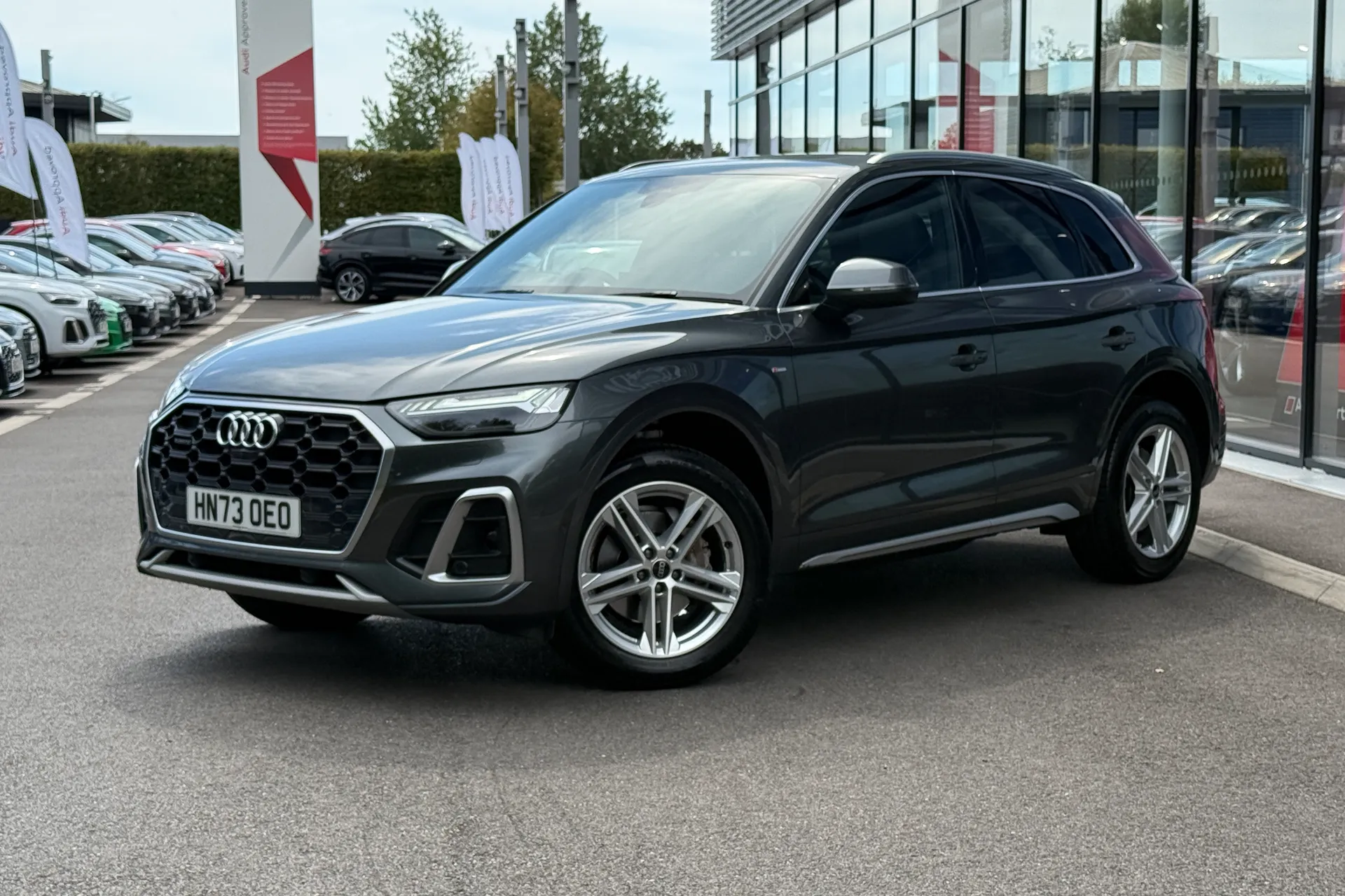 Audi Q5 thumbnail image number 6