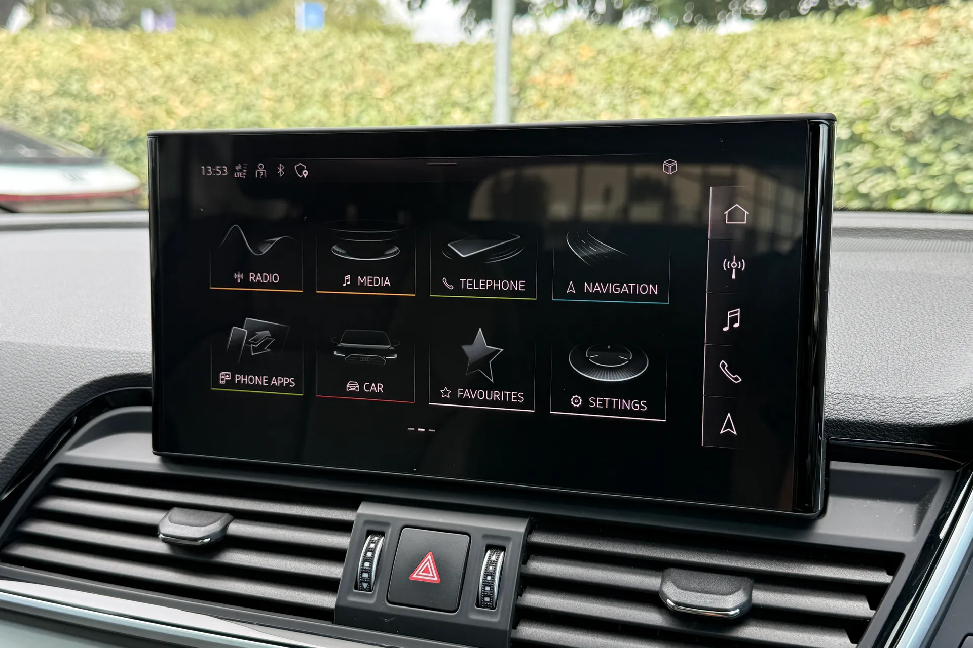 Audi Q5 thumbnail image number 29